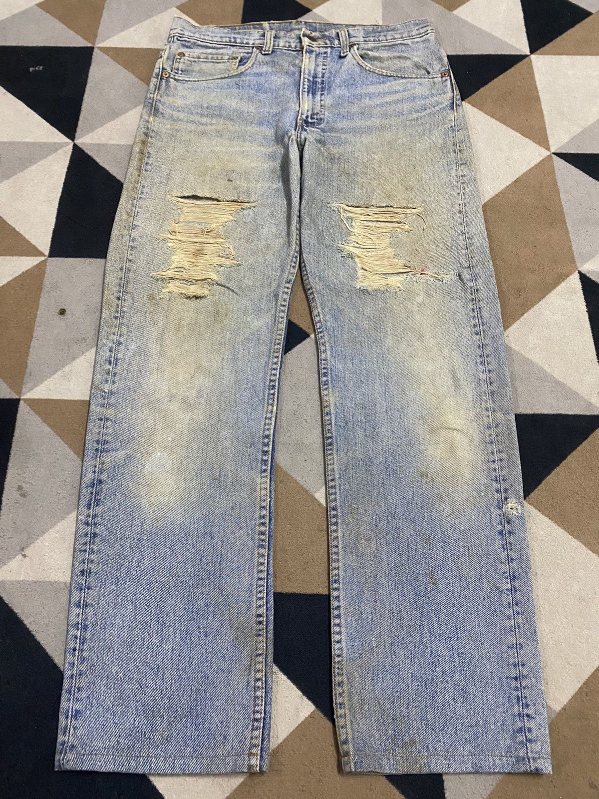 Levi's Vintage Clothing Vintage Levis505 90’s Mud Wash Grunge Distressed Loose Jeans Size US 32 / EU 48 - 1 Thumbnail
