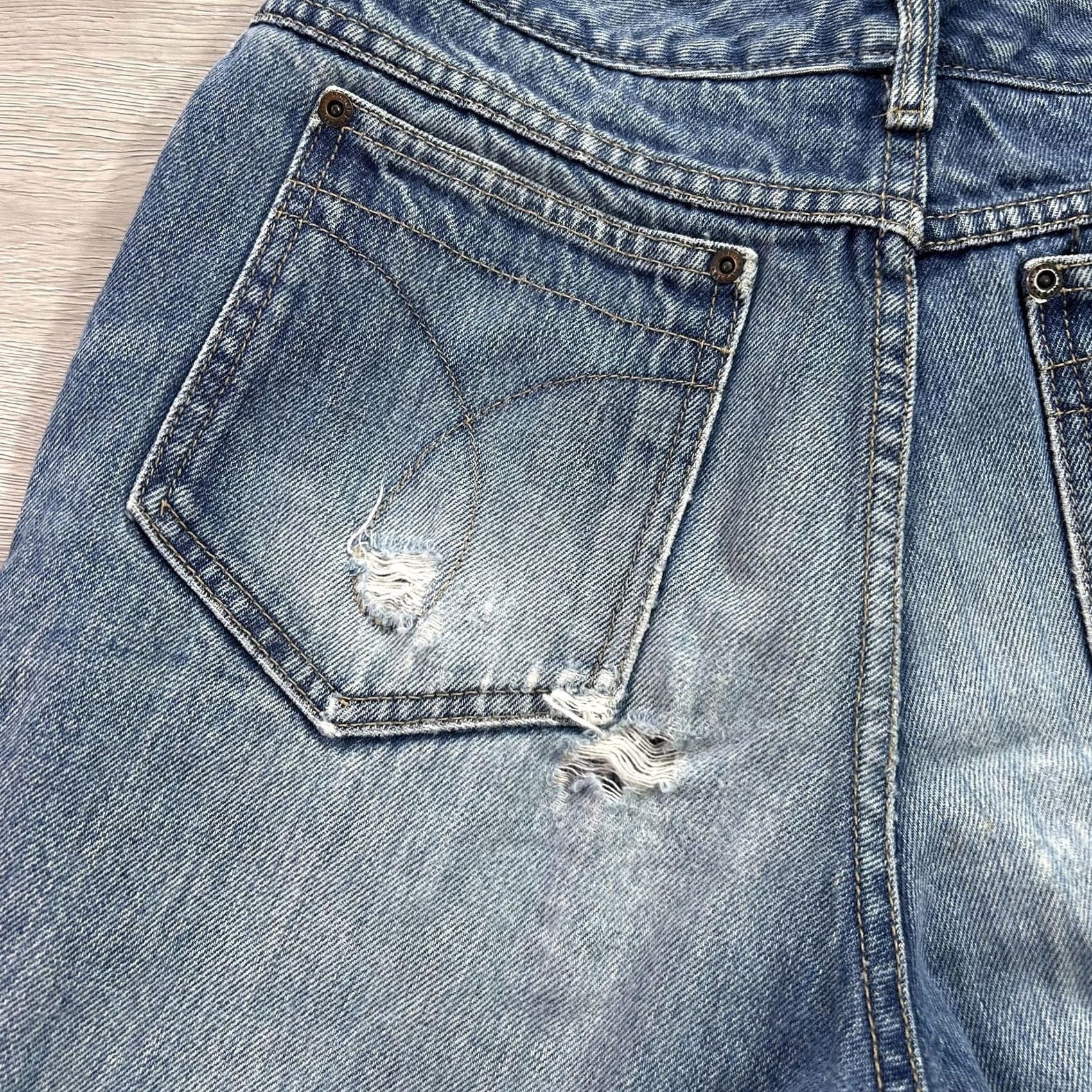 Calvin Klein VINTAGE Calvin Klein Jeans Womens 14 Blue High Rise Relaxed Wide Leg 32x31 USA Size 36" / US 14 / IT 50 - 5 Thumbnail