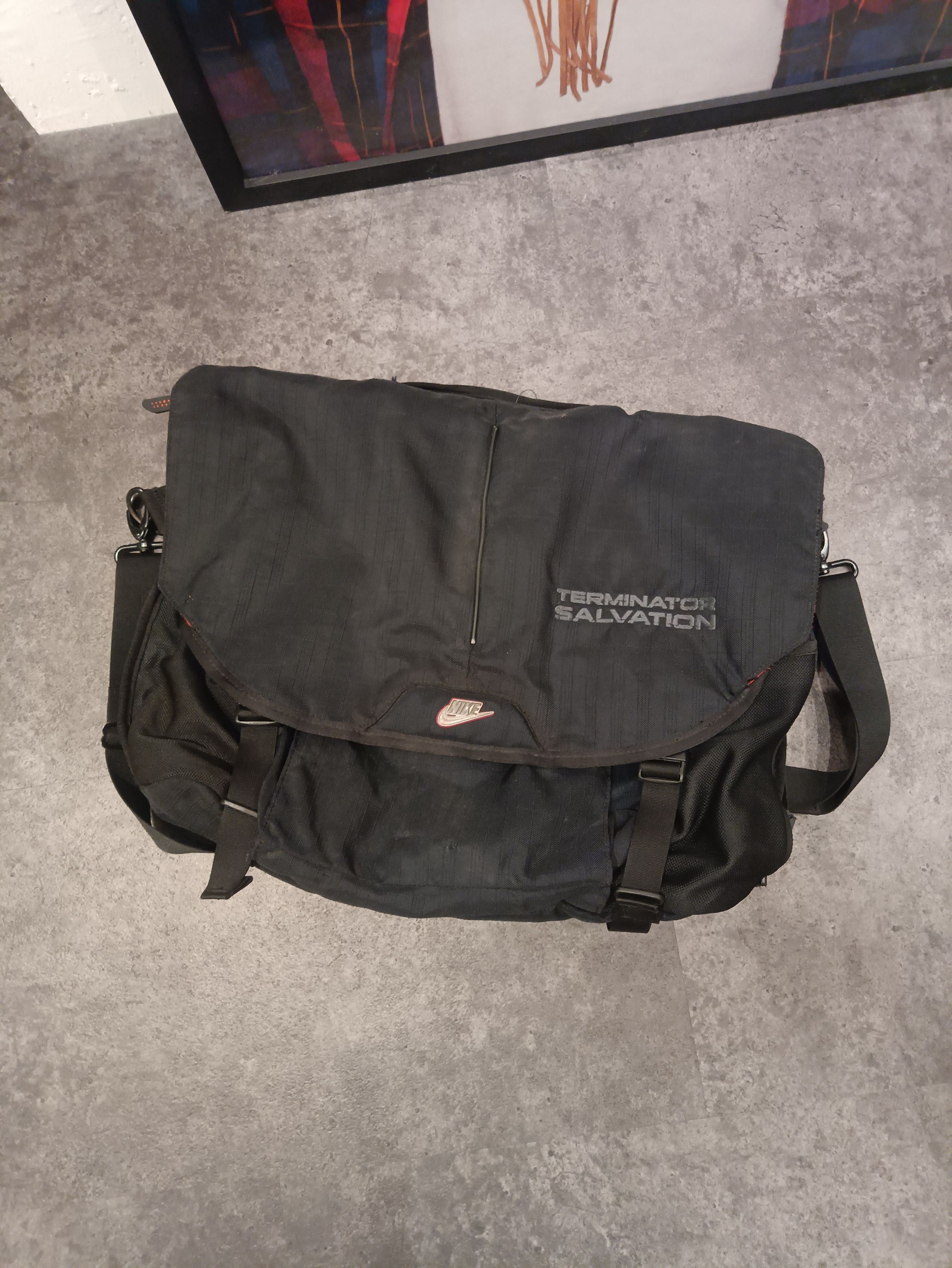 Movie x Nike Terminator Salvation Sling Bag in Black, Men's