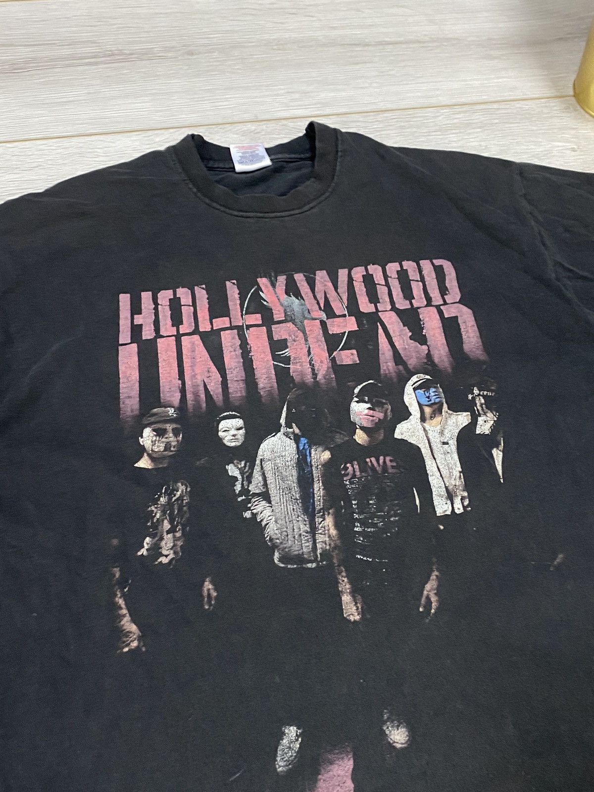 Band Tees Hollywood Undead vintage Hooligans Holiday 2009 Size US M / EU 48-50 / 2 - 4 Thumbnail
