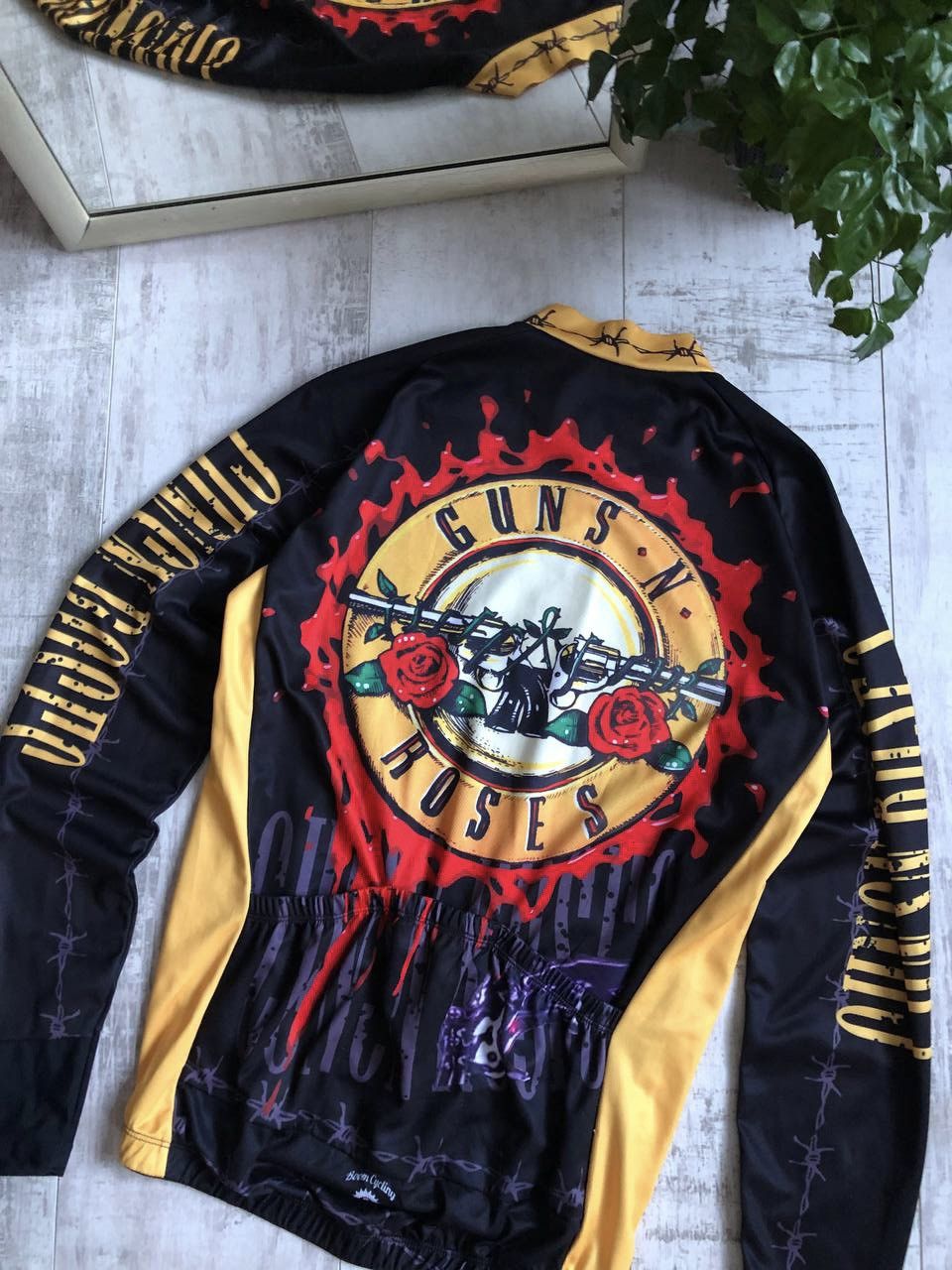 Band Tees × Guns N' Roses × Vintage Guns N Roses Vintage T-Shirt Jersey Over Printed VERY RARE Size US L / EU 52-54 / 3 - 7 Thumbnail