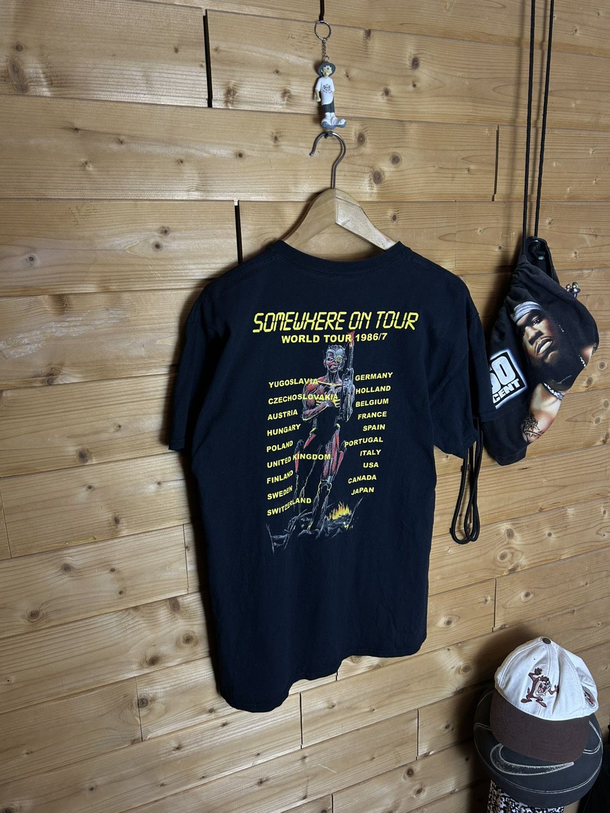 Vintage Vintage 2002 Iron Maiden somewhere in time tour t shirt Size US L / EU 52-54 / 3 - 7 Thumbnail