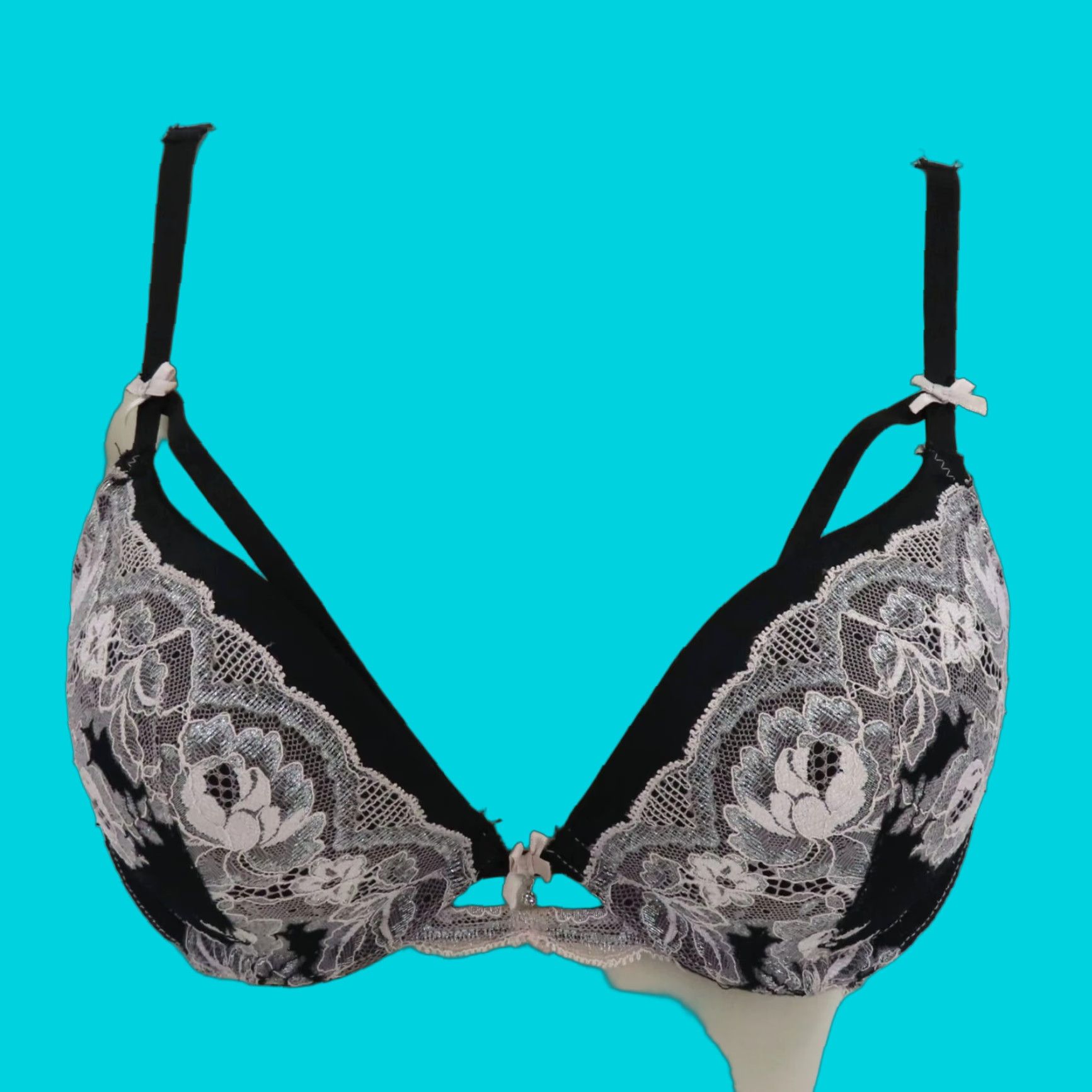 Victoria's Secret **Victoria's Secret 34C Dream Angels Push Up Bra Black Underwire** User: Victoria's Secret 34C Dream Angels Push Up Bra Black Underwire Size ONE SIZE - 1 Thumbnail