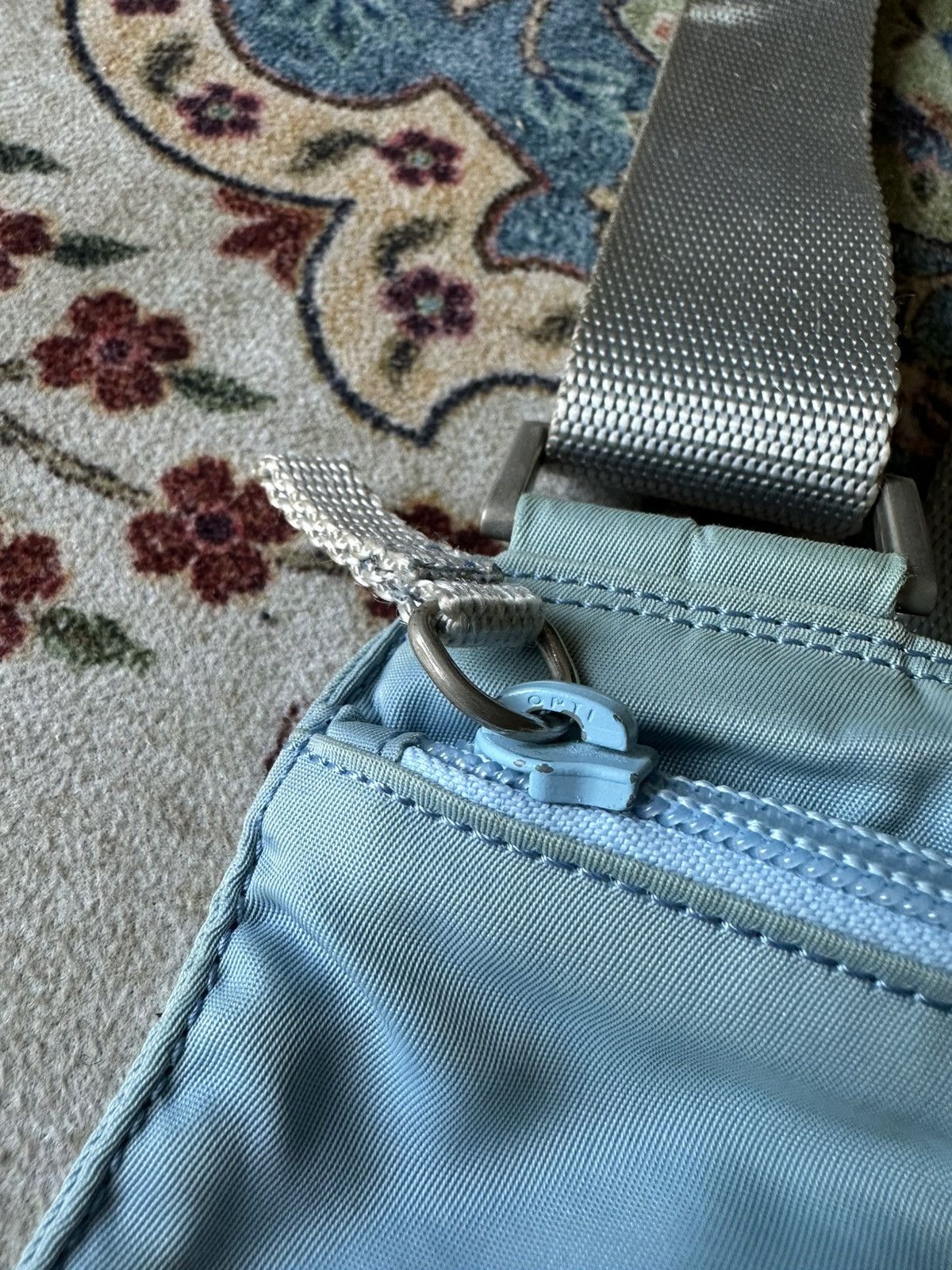 Prada × Vintage Vintage 2000s Prada Nylon Blue Messenger Crossbody Bag Size ONE SIZE - 5 Thumbnail