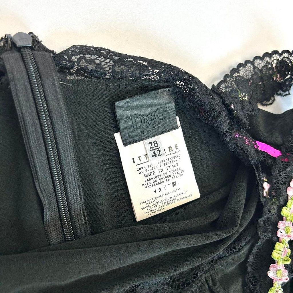 Dolce & Gabbana y2k D&G black cami tank with rosette trim straps Size S / US 4 / IT 40 - 2 Thumbnail