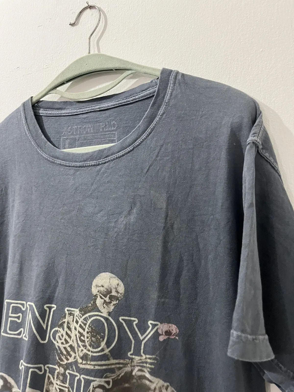 Rap Tees 💥Nicely Faded Black Astroworld Enjoy The Ride Large Rap Tee Size US L / EU 52-54 / 3 - 6 Thumbnail