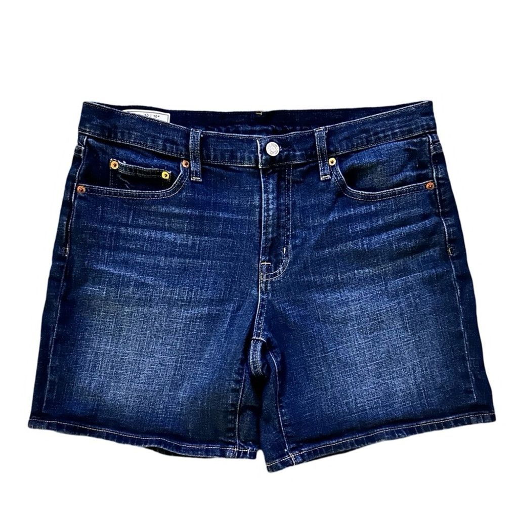 Gap GAP Women’s Jean 5” Short Mid-Rise Blue Size 30 or 10R. Size 42" / US 20 - 14 Thumbnail