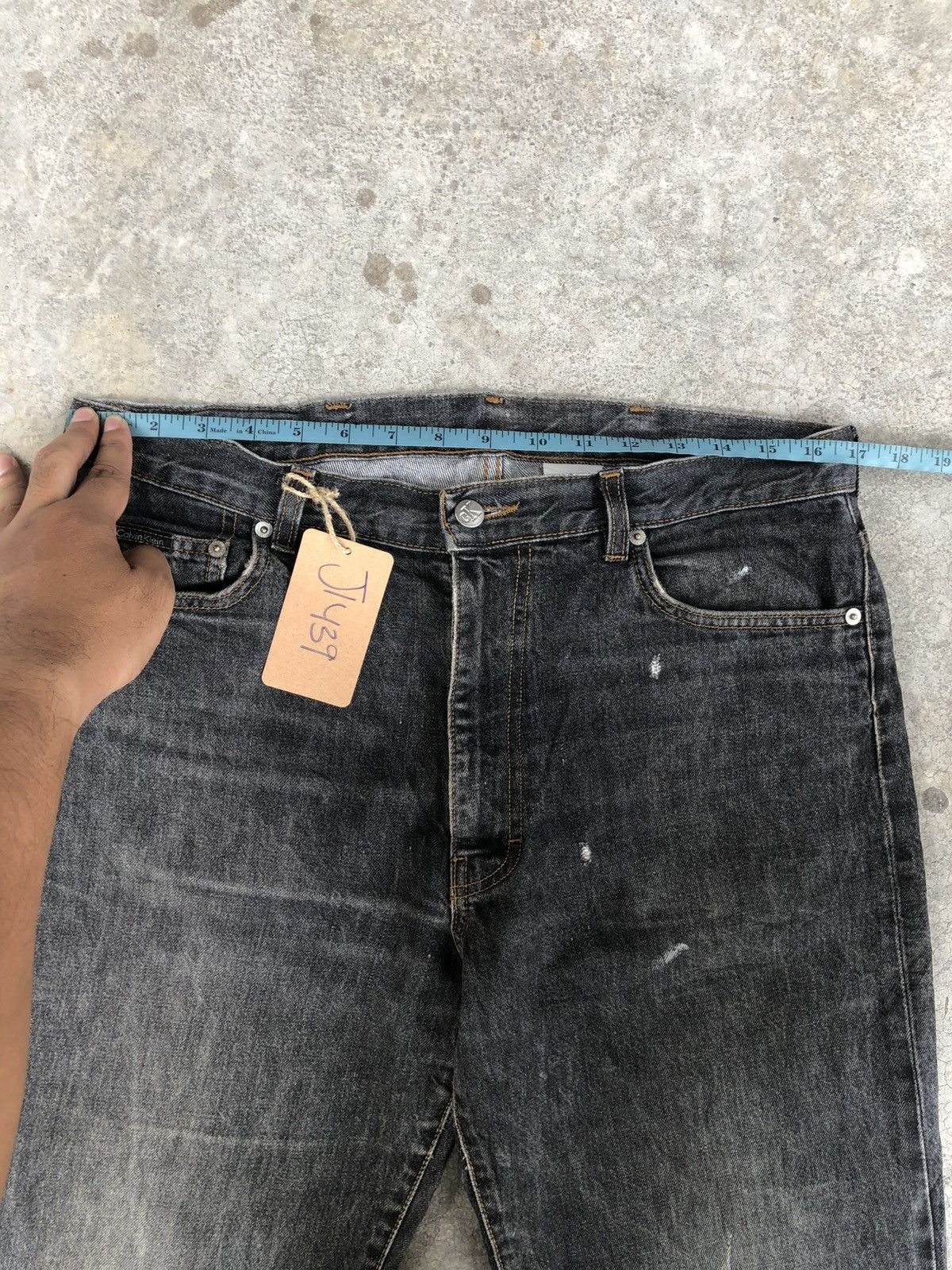 Calvin Klein Calvin Klein Distressed Jeans Slim Fit Size US 33 - 21 Thumbnail