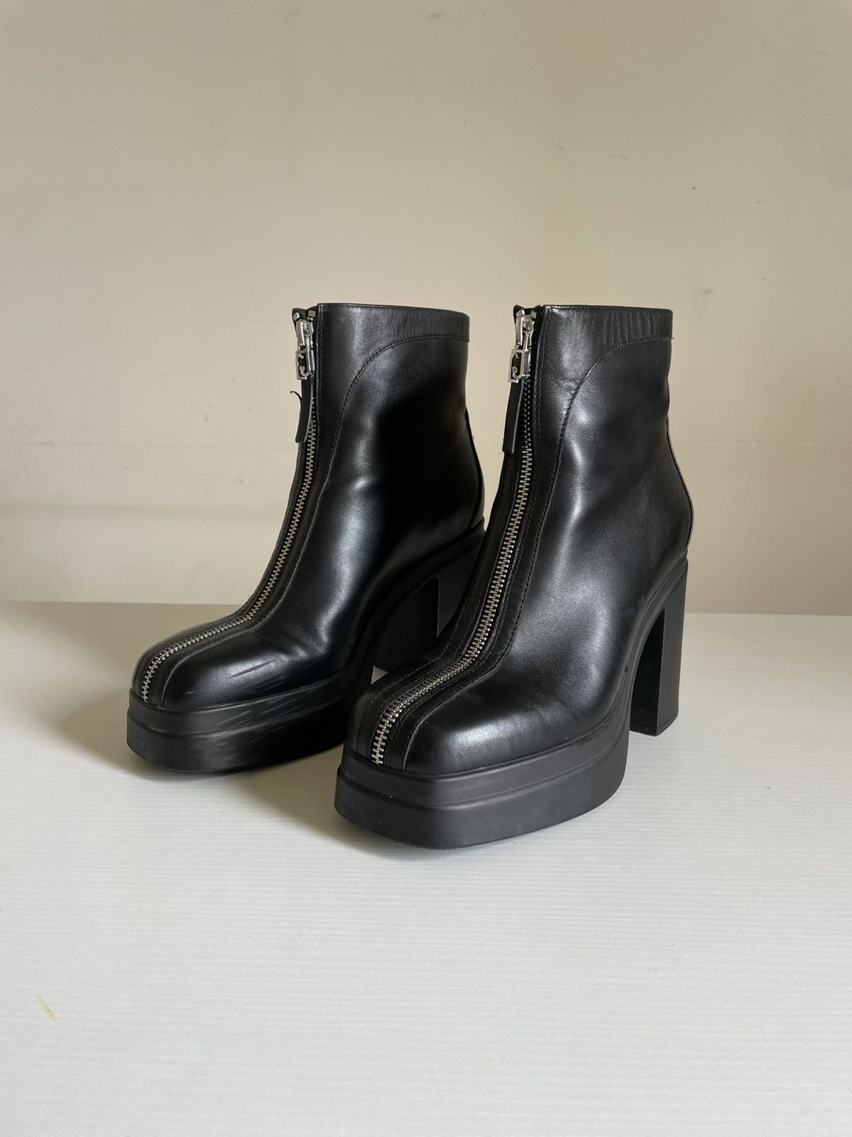 Liu Jo Liu No Ankle Boots Size US 7 / IT 37 - 8 Thumbnail