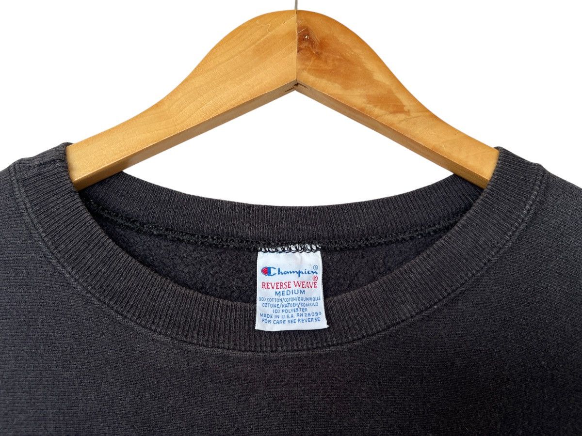 Champion Vintage 90s Champion Reverse Weave Made Usa Black Sweatshirt Size US M / EU 48-50 / 2 - 10 Thumbnail