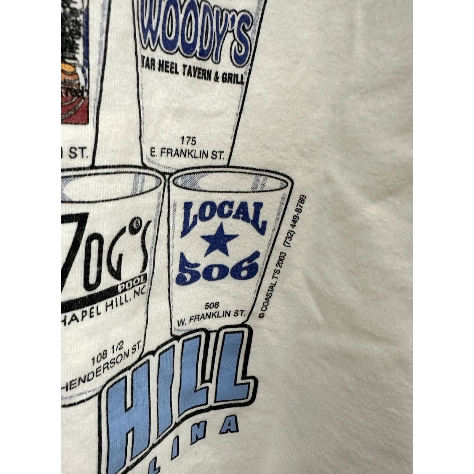 Gildan VINTAGE UNC Nightlife Bars Hillsborough Tar Heels T-Shirt XL White Men N/A Size US XL / EU 56 / 4 - 5 Thumbnail