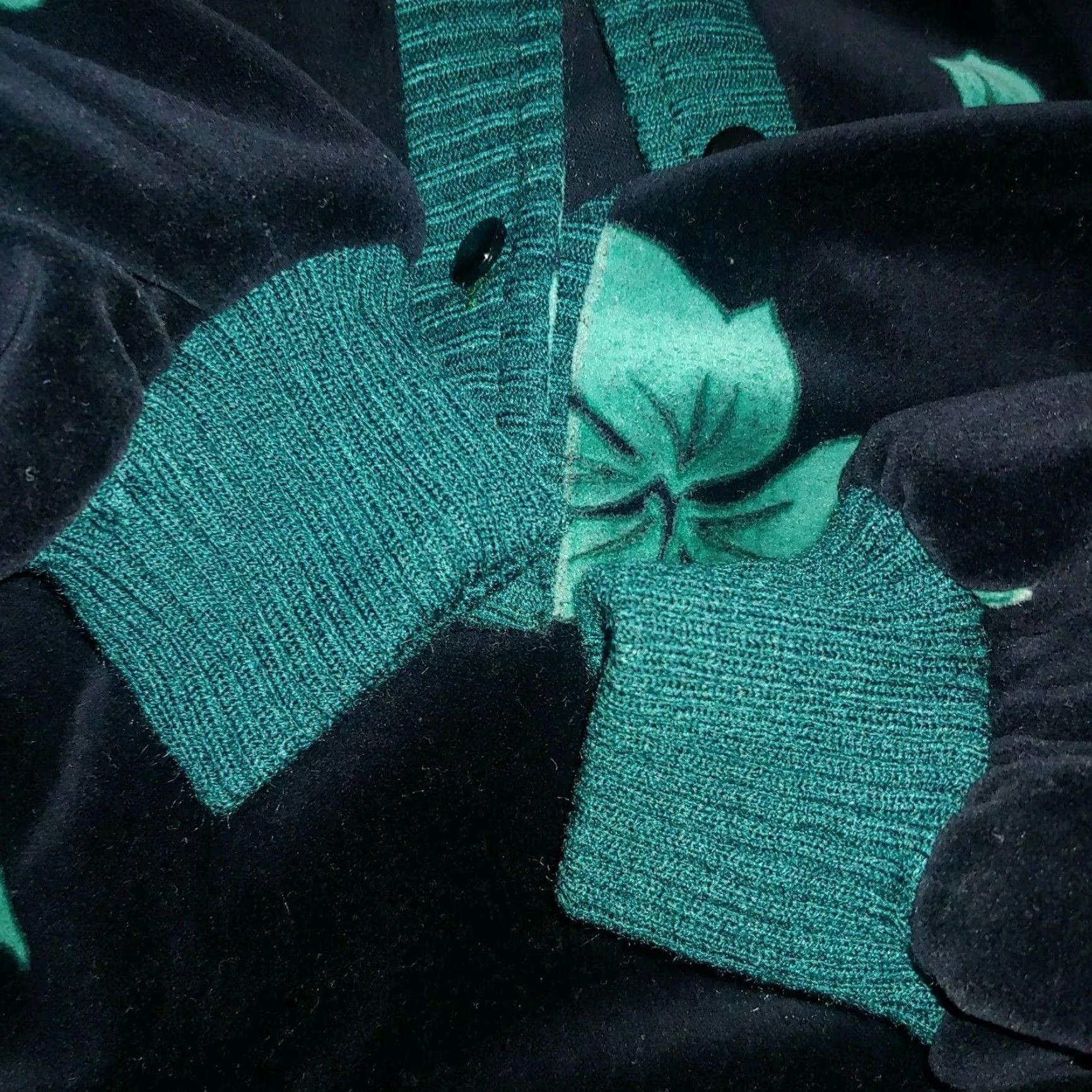 Velour VINTAGE Robe Women Long Velour Black Teal Floral Button Belt Hawaiian Plumeria Size ONE SIZE - 6 Thumbnail