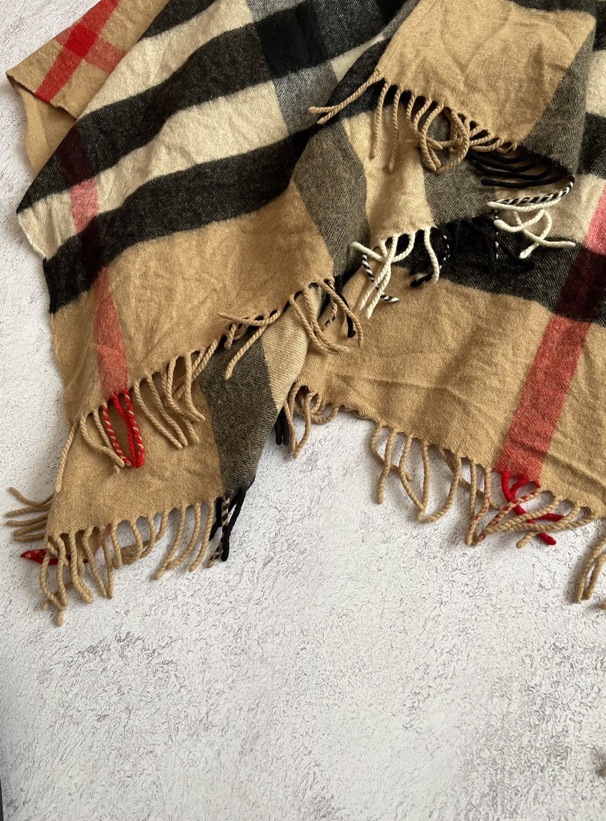 Burberry Cashmere Burberry Cape Luxury Size US L / EU 52-54 / 3 - 6 Thumbnail