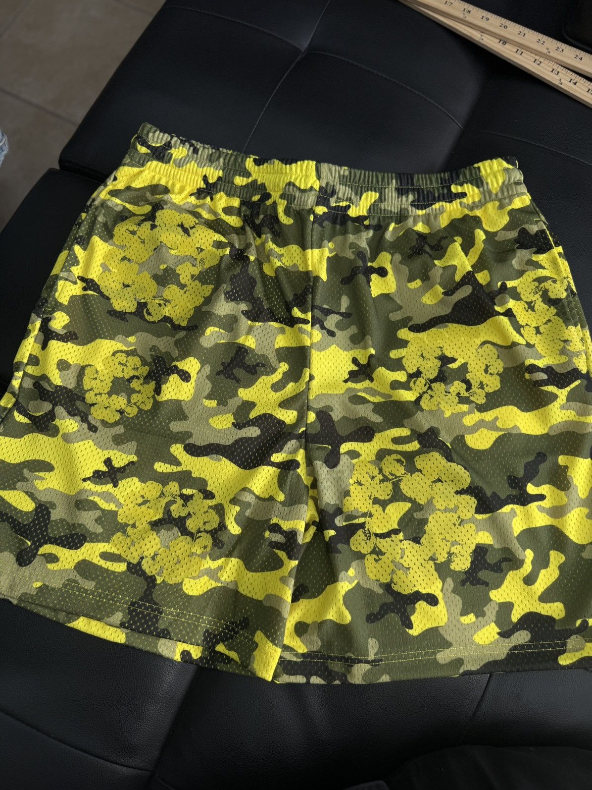 DENIM TEARS Denim Tears Mesh Summer Shorts Yellow Camo Size XXL (NEW) Size US 38 / EU 54 - 1 Thumbnail