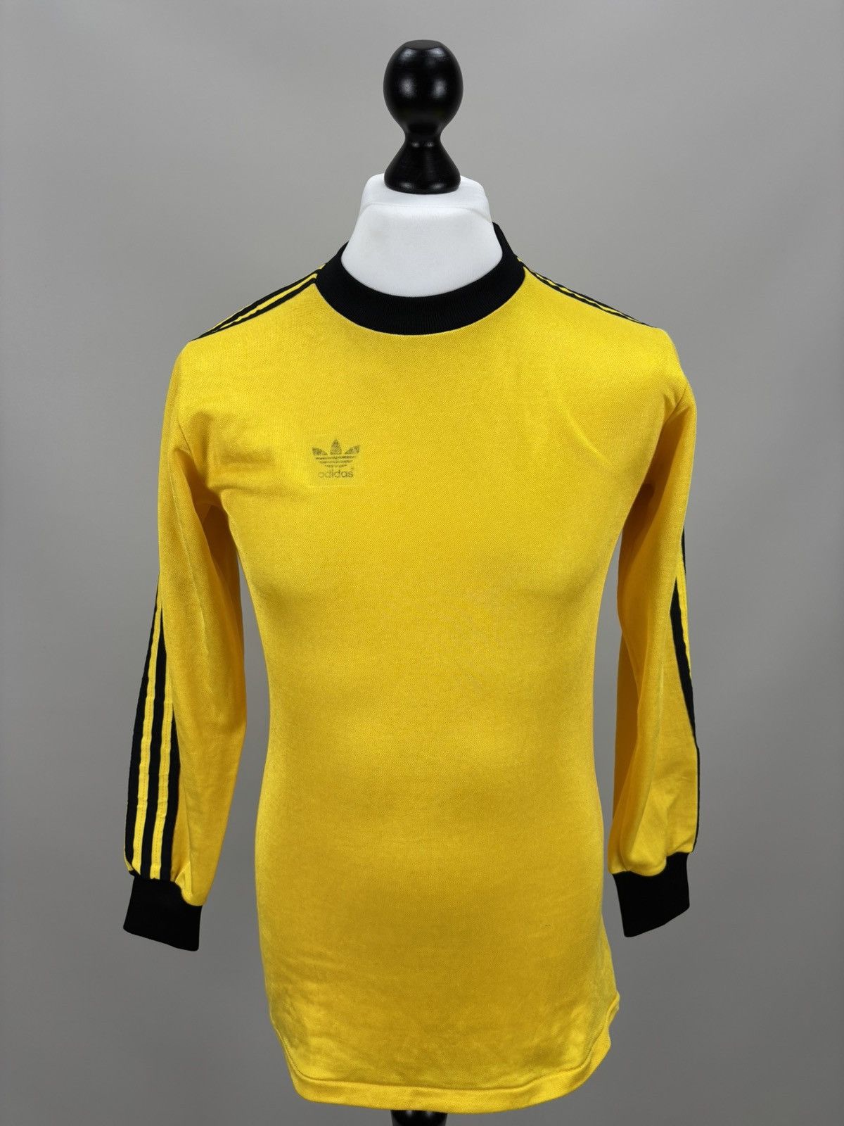 Adidas Mens vintage soccer long sleeve Adidas Erima Size Medium Size US S / EU 44-46 / 1 - 2 Thumbnail