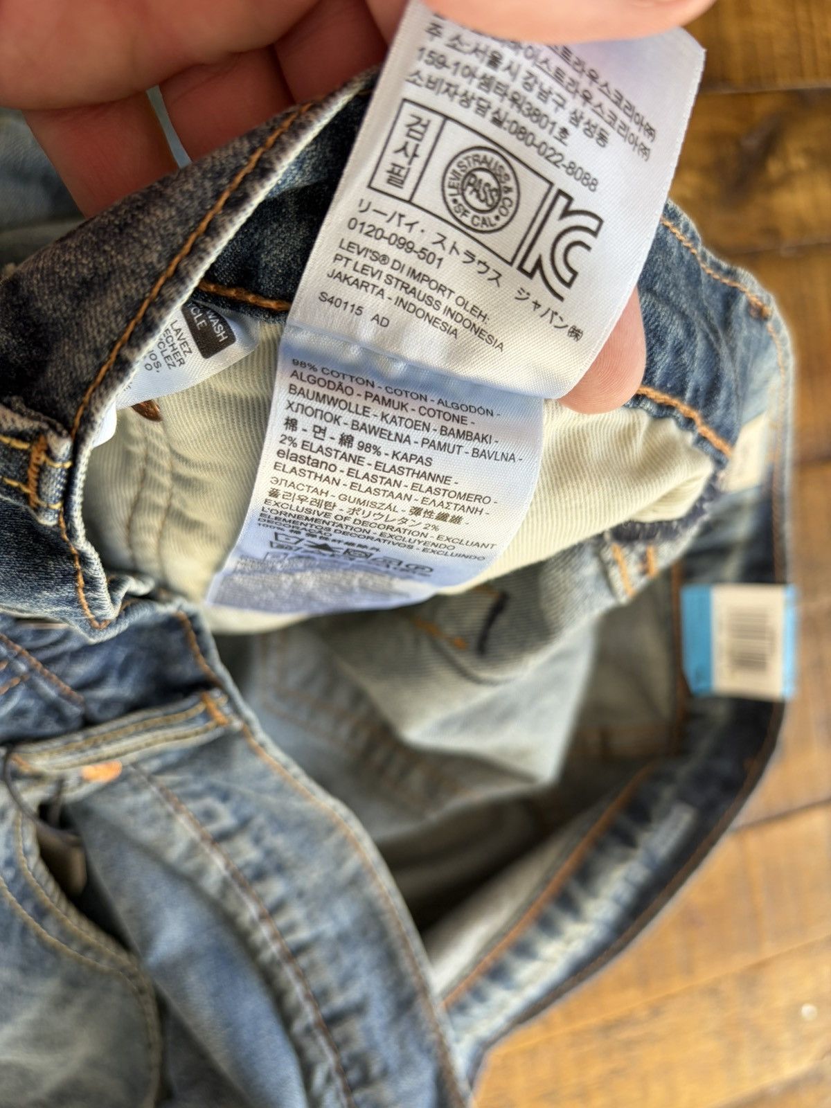 Levi's Levi’s Premium Cropped Size US 34 / EU 50 - 4 Thumbnail