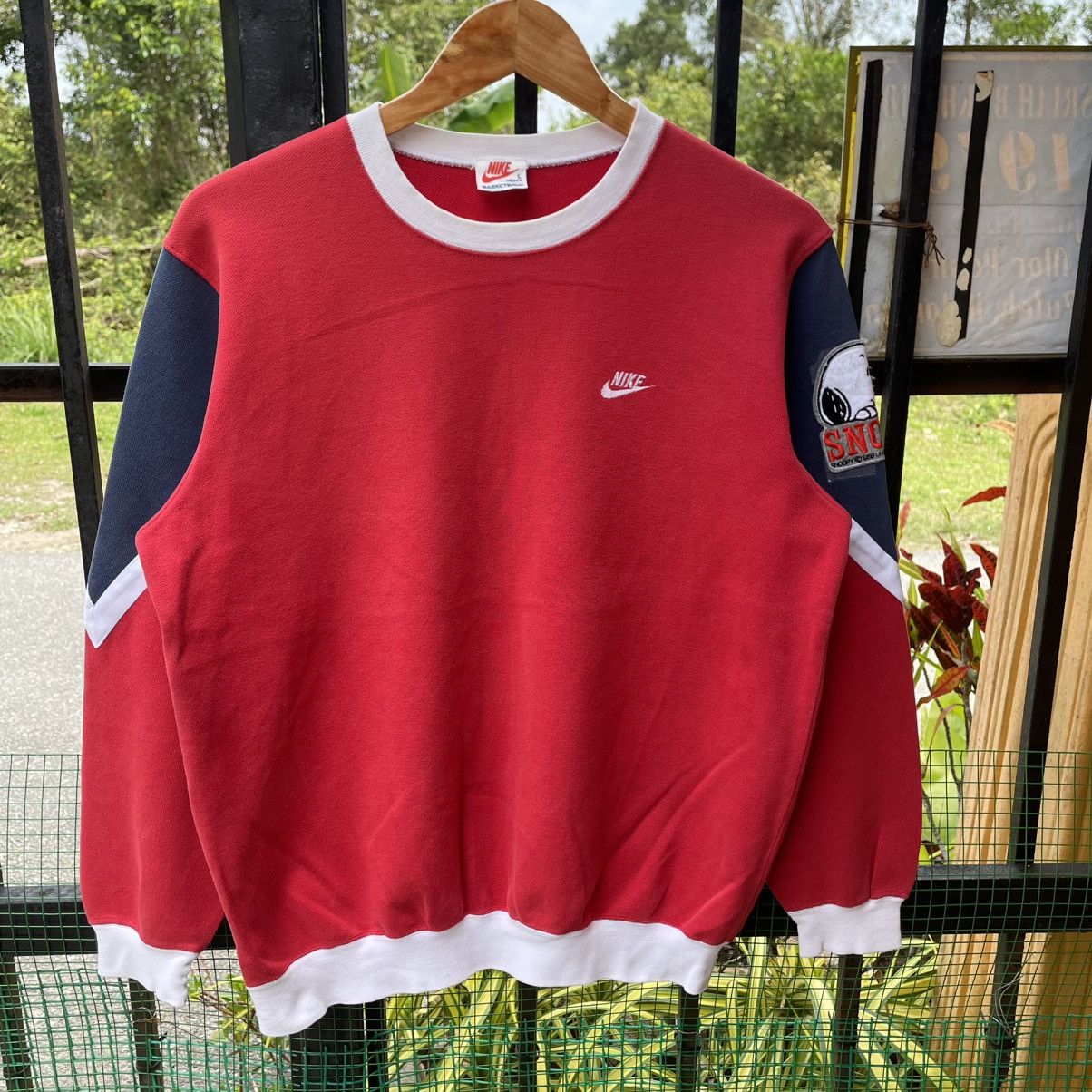Nike 🔥Vintage 90s Nike Basketball X Snoopy Tricolour Sweatshirts Size US M / EU 48-50 / 2 - 6 Thumbnail