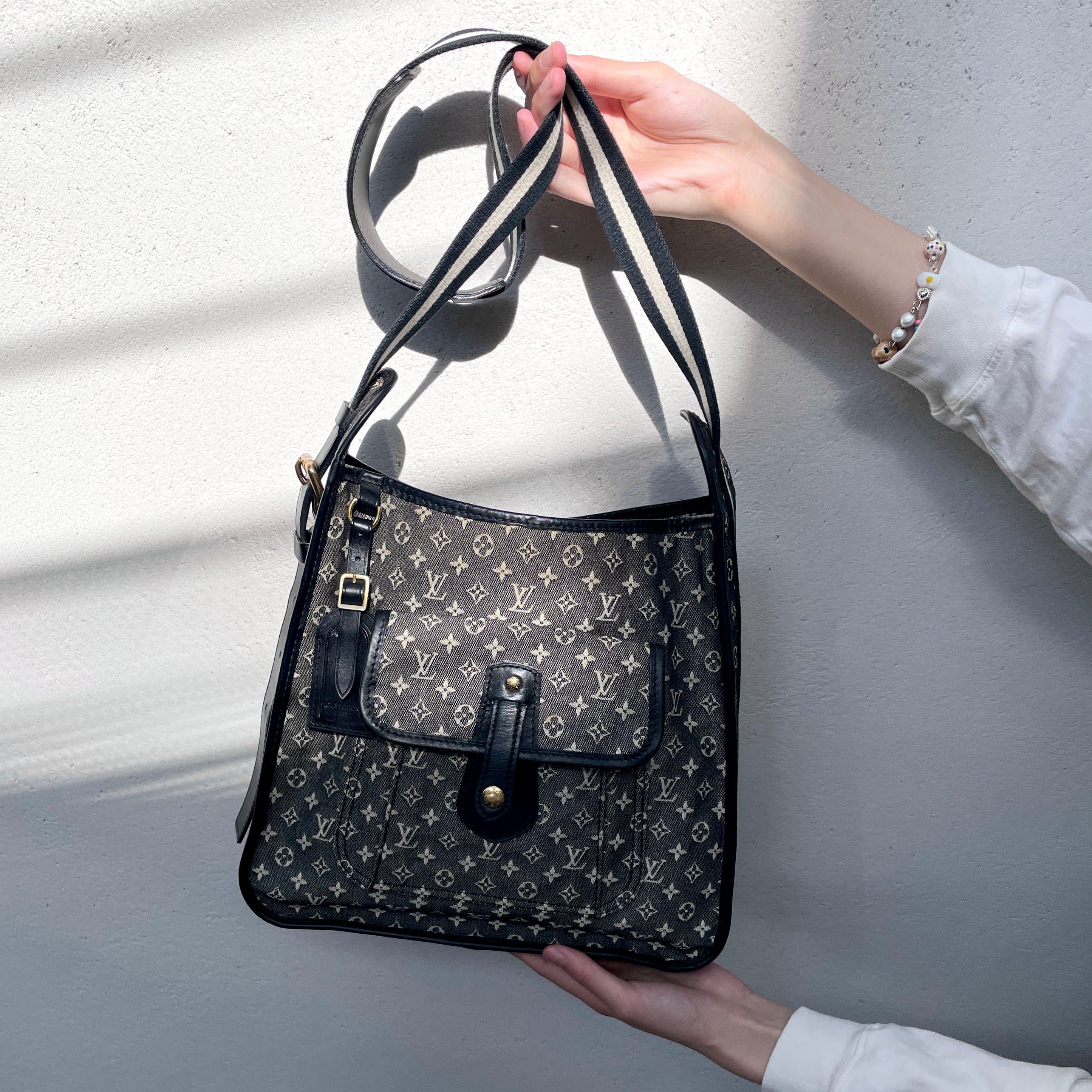 Louis Vuitton Louis Vuitton Monogram Denim Neo Caviar Mm Noir M95351 Size ONE SIZE - 1 Thumbnail