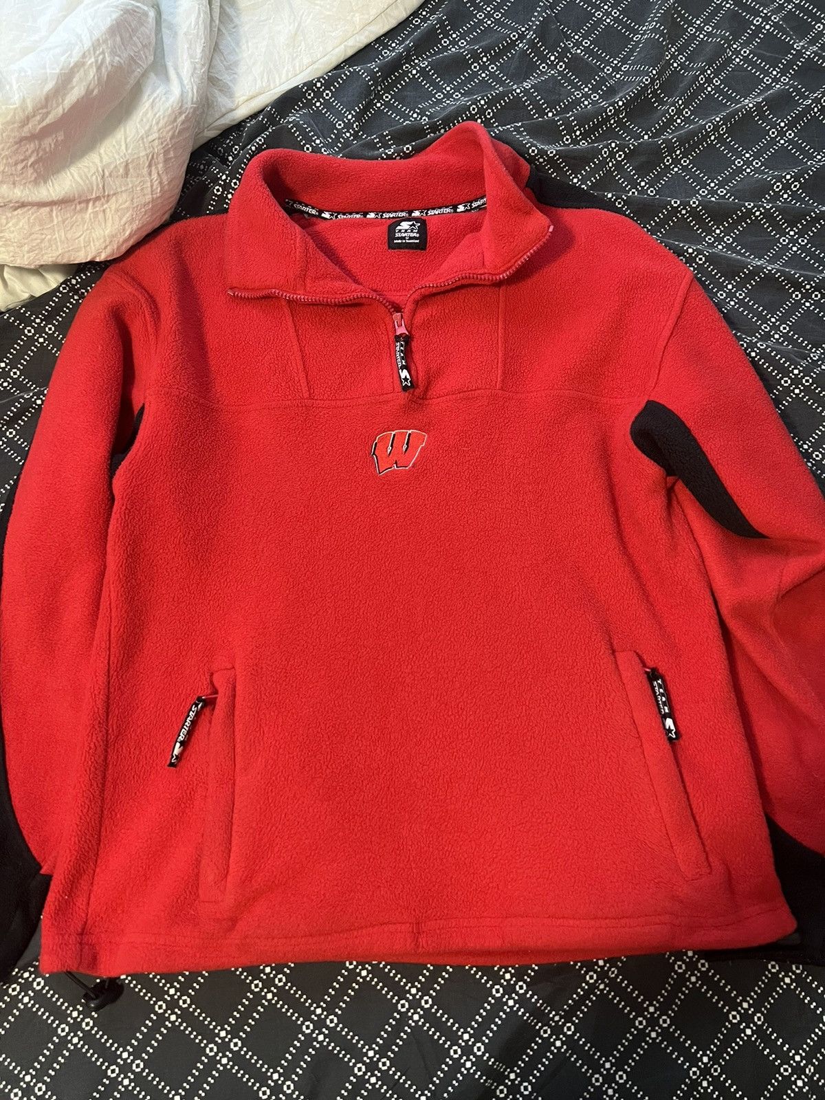 Starter Red and black University of Wisconsin starter fleece jacket Size US M / EU 48-50 / 2 - 1 Thumbnail