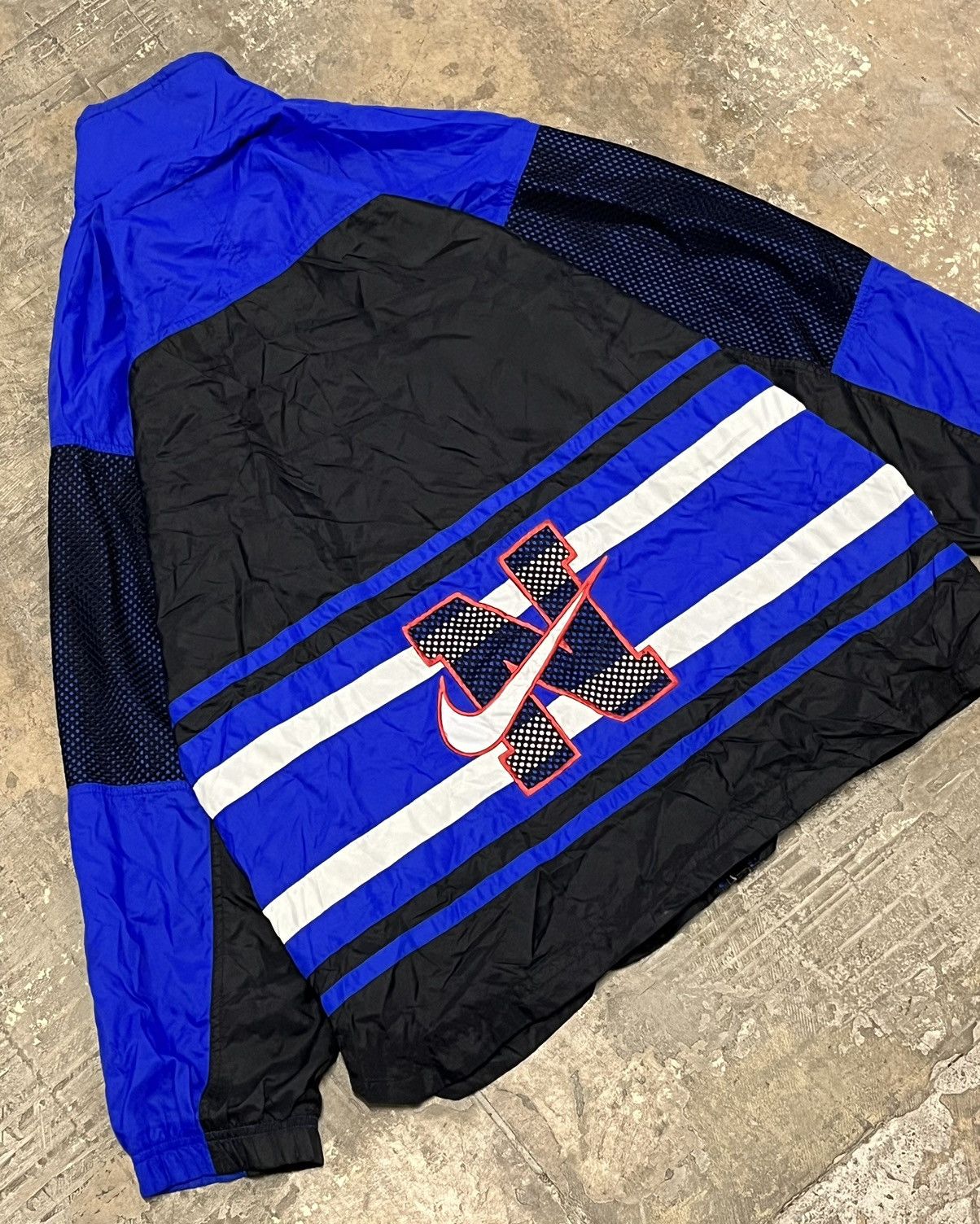 Nike × Vintage Nike vintage windbreaker 90s rare hype streetwear y2k Size US L / EU 52-54 / 3 - 2 Thumbnail