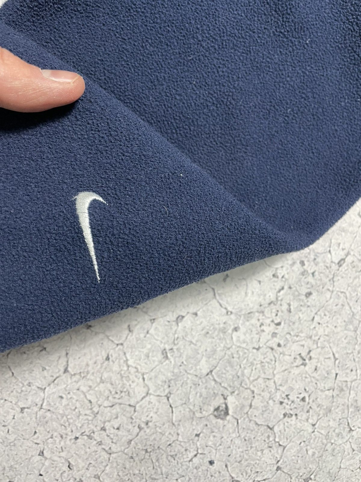Nike Vintage Nike Big Logo Swoosh Rare Fleece 1/3 Zip Sweatshirt Size US L / EU 52-54 / 3 - 7 Thumbnail
