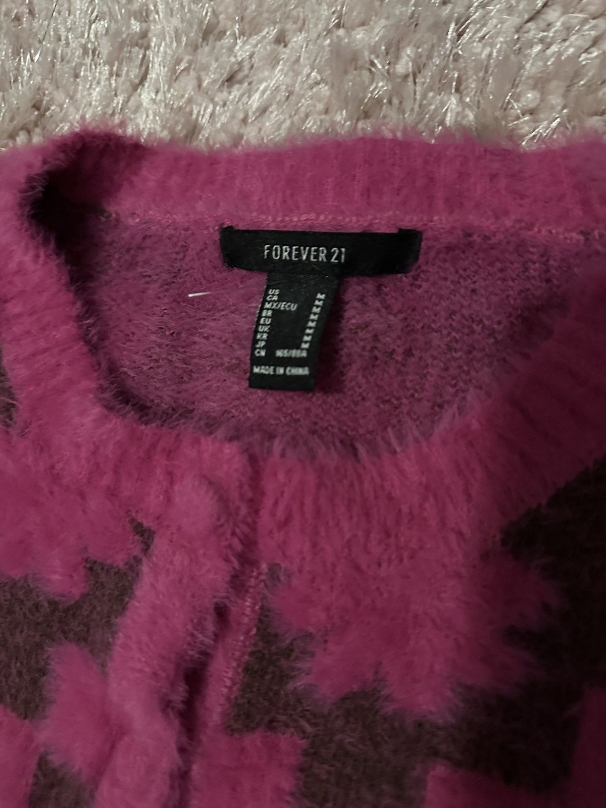 Forever 21 Forever 21 Pink Fuzzy Retro Checker Cardigan Size Medium Size M / US 6-8 / IT 42-44 - 3 Thumbnail