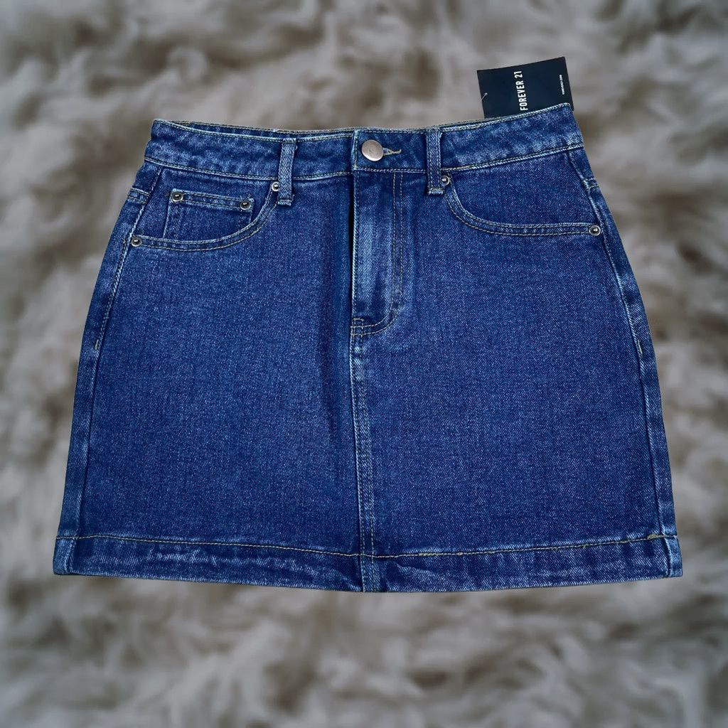 Forever 21 FOREVER 21 Denim Jeans Skirt Womens S Small Mini Pencil Above Knee Cotton Blend Size 28" / US 6 / IT 42 - 1 Thumbnail