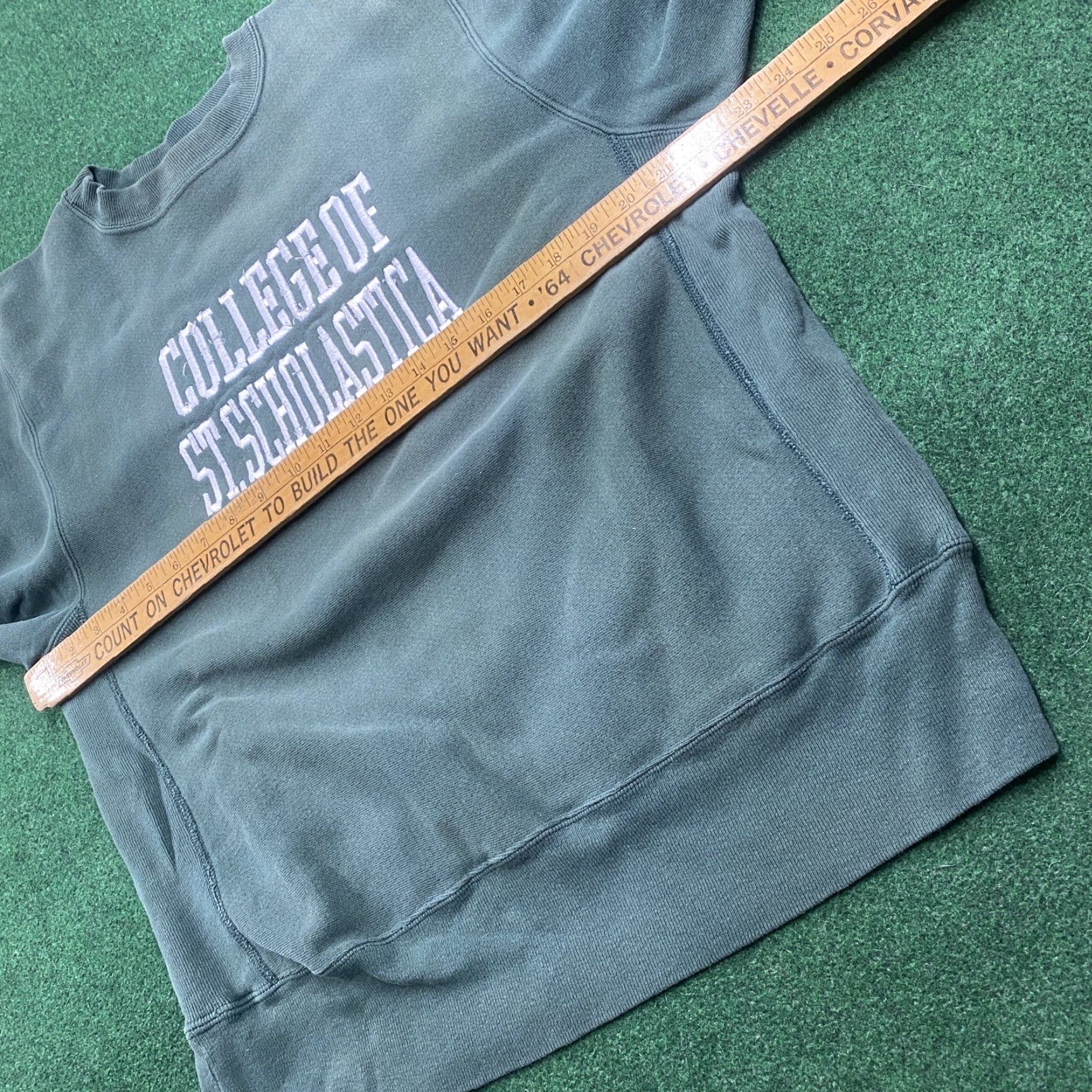 Champion VINTAGE Champion Reverse Weave Sweatshirt Mens L Green 90S Embroidered Logo Shirt Size US L / EU 52-54 / 3 - 6 Thumbnail