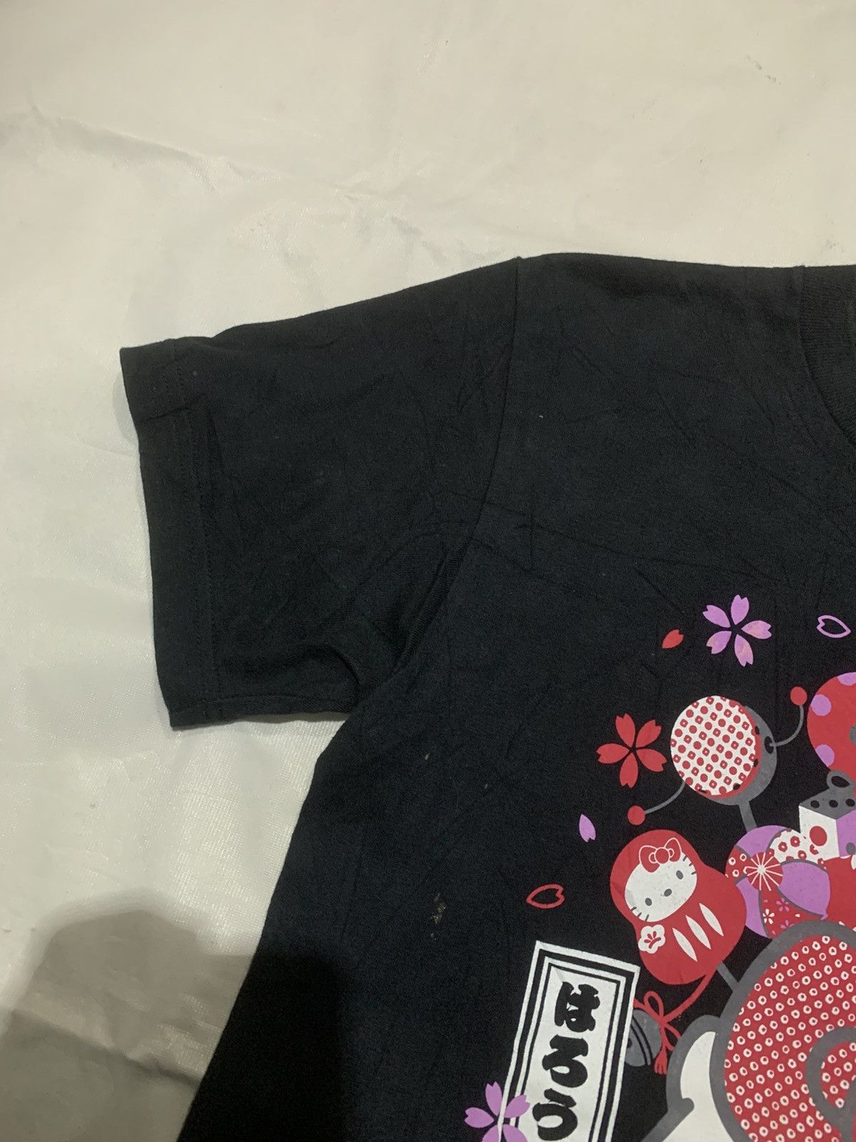 Japanese Brand Japanese Hello Kitty Sanrio T-Shirt Tee Size US S / EU 44-46 / 1 - 4 Thumbnail