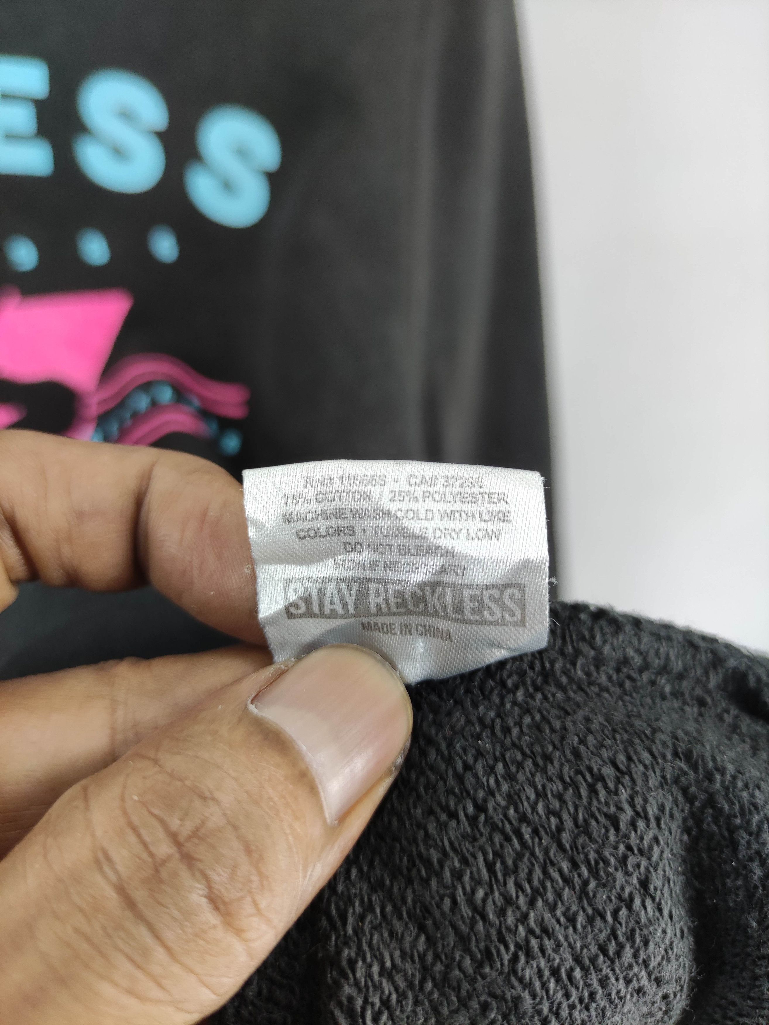 Japanese Brand Vintage Voungand Reckless Sweatshirt Jumper Size US L / EU 52-54 / 3 - 5 Thumbnail