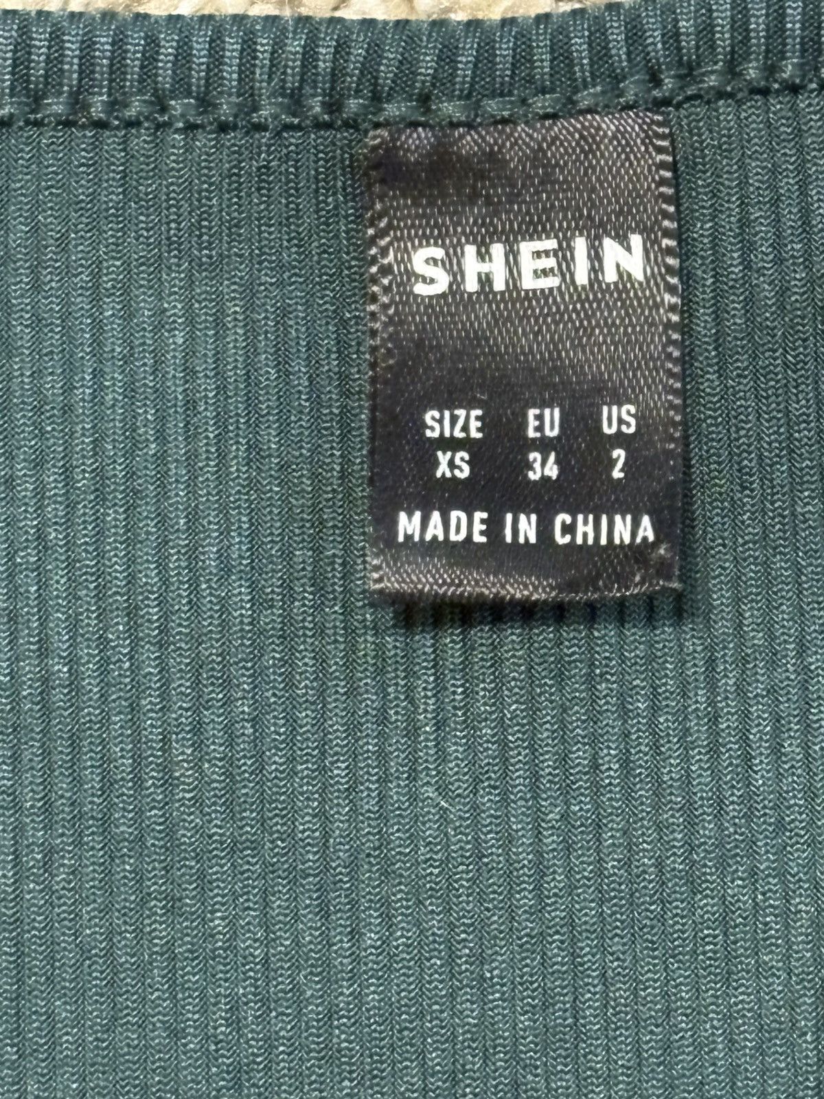 Shein (SHEIN) Green Scoop Neck Tank Top: Size XS Size XS / US 0-2 / IT 36-38 - 5 Thumbnail