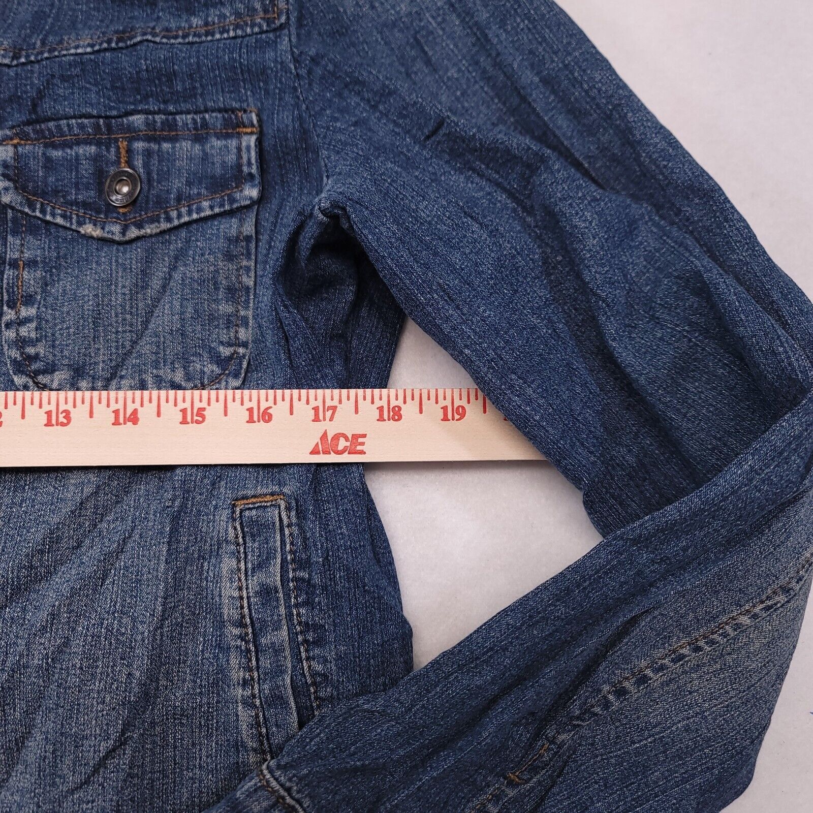 St. Johns Bay St Johns Bay Button Up Denim Jacket Womens Size Large L Blue Size L / US 10 / IT 46 - 8 Thumbnail