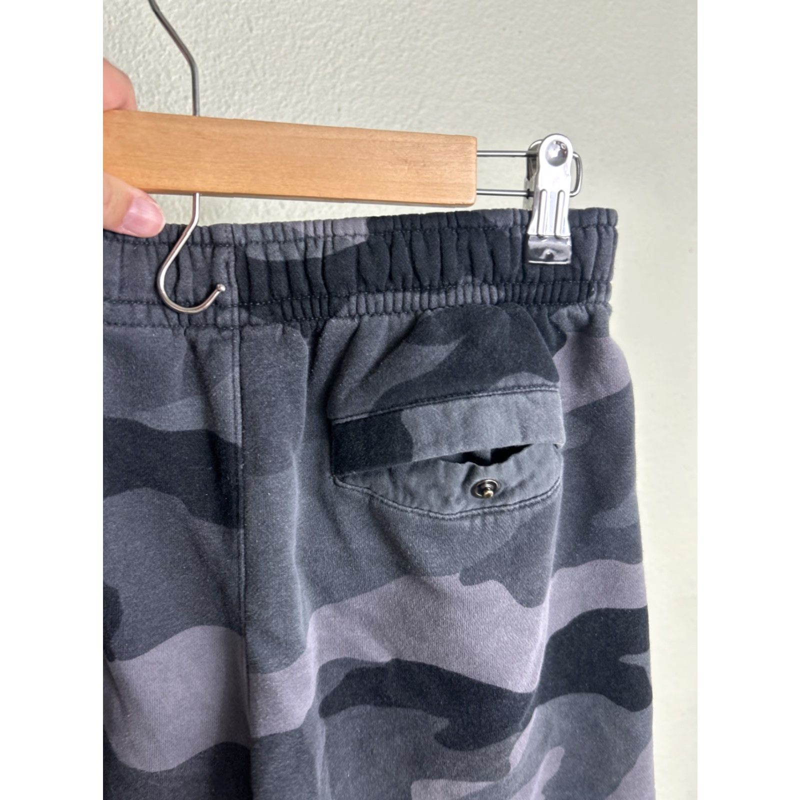 Nike Nike Sportswear NSW Men’s Club Fleece Gray Camouflage Shorts S Size US 29 - 6 Thumbnail