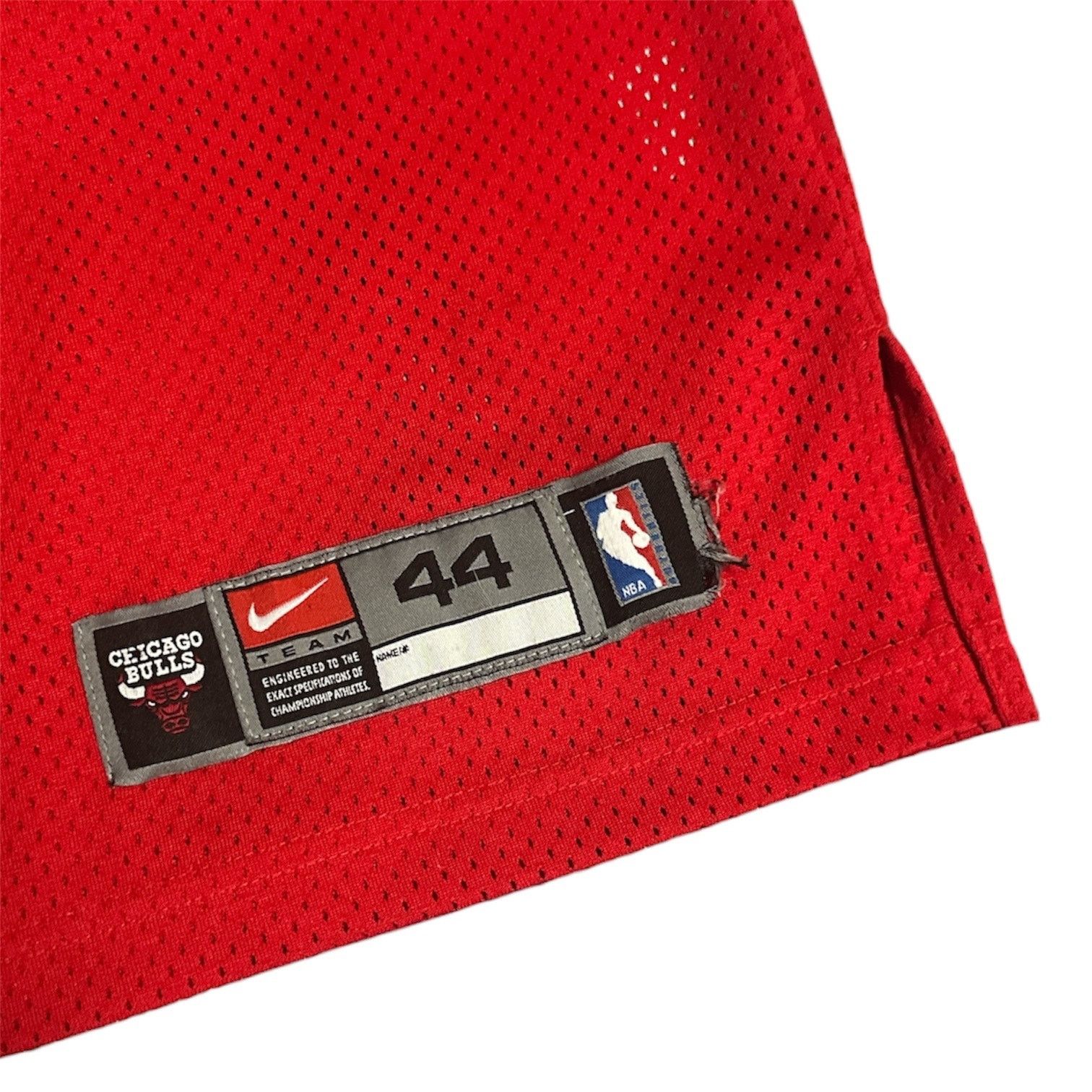 Nike Vintage Nike Team NBA Chicago Bulls Micheal Jordan 23 Jersey Size US L / EU 52-54 / 3 - 3 Thumbnail