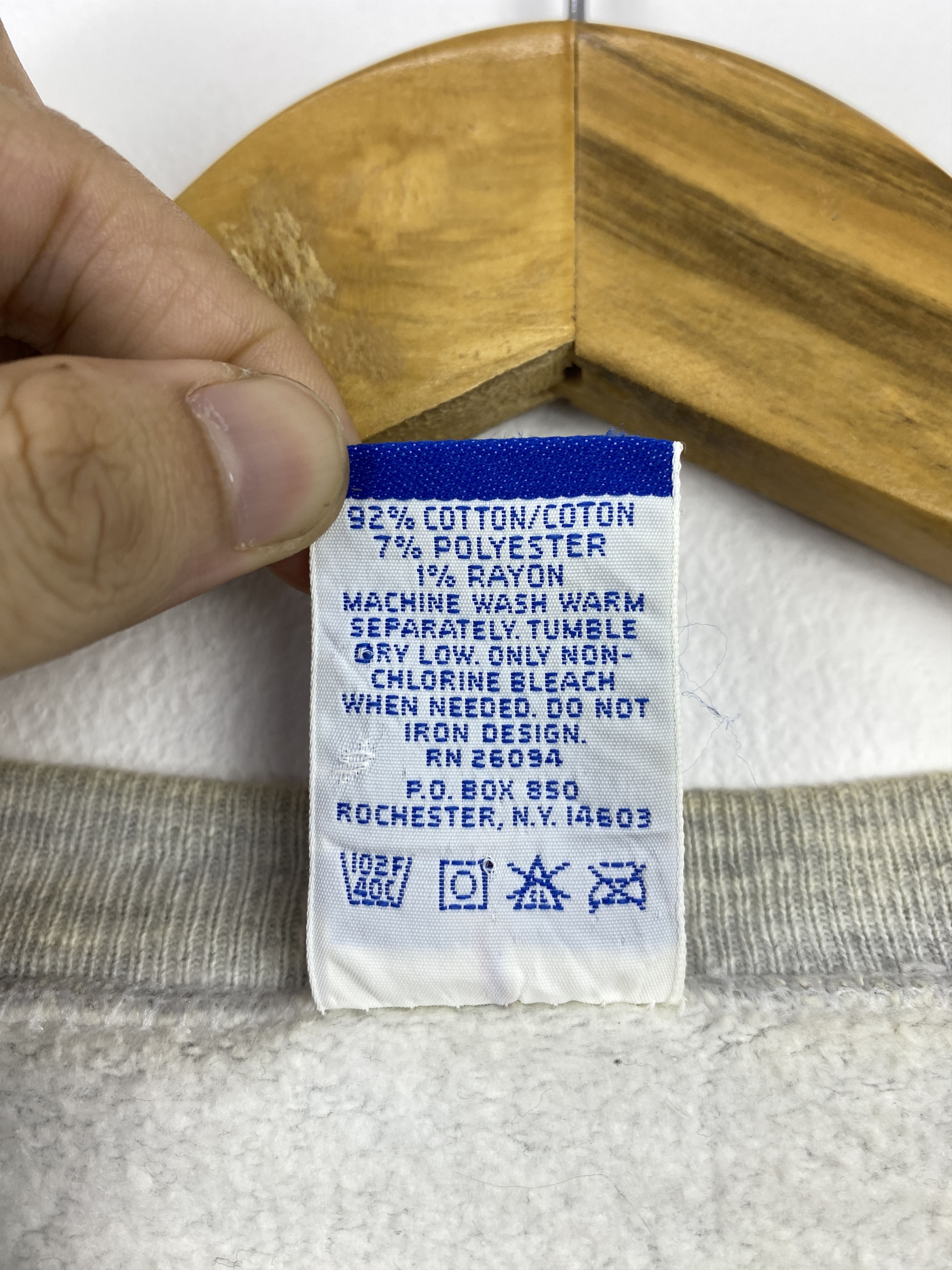 Champion Vintage Champion Plain Crewneck Pullover Sweatshirt SH0484 Size US L / EU 52-54 / 3 - 6 Thumbnail