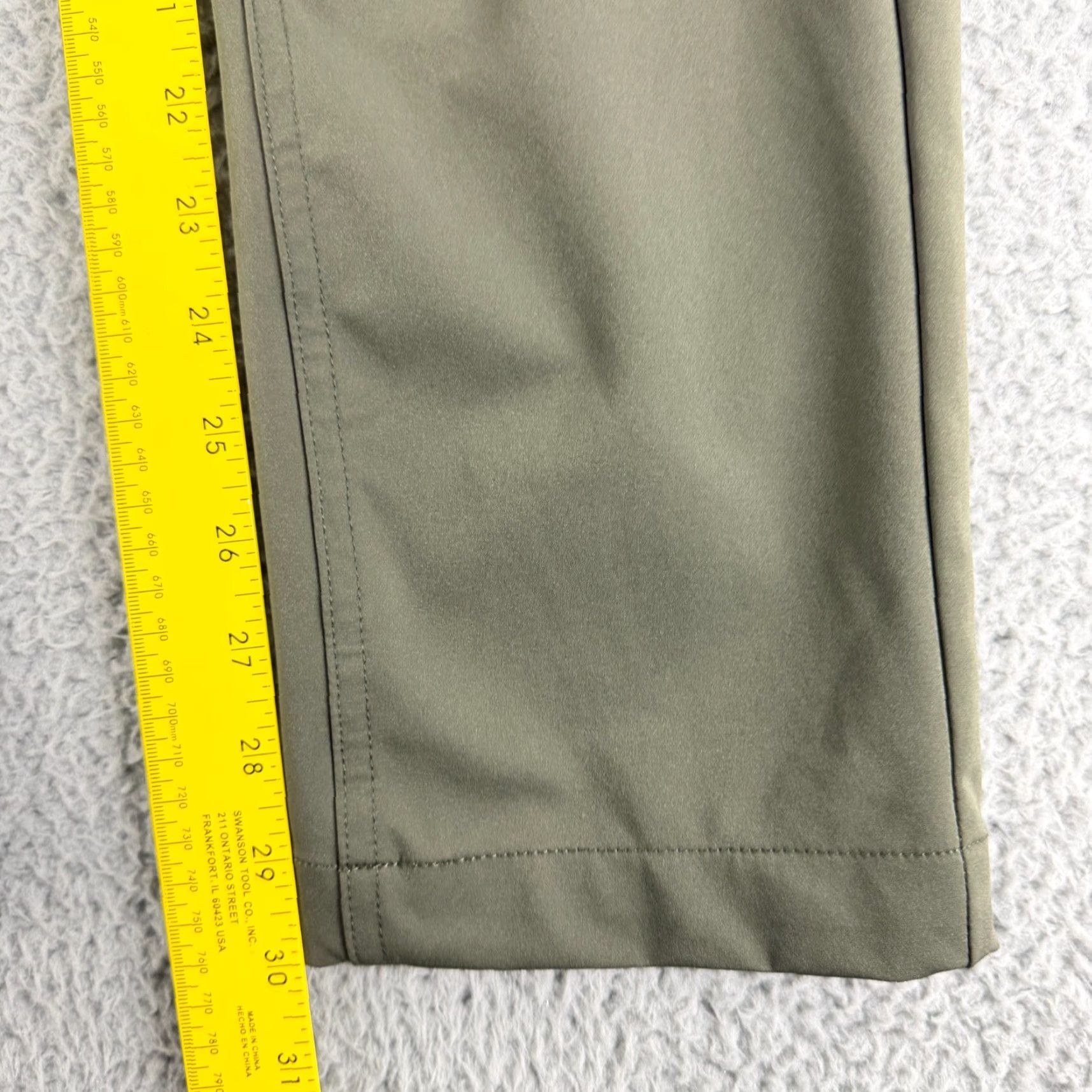 Vintage Cozy Earth Chino Pants Mens Size 30 x 32 Olive Green Straight Leg Stretch Casual Size US 31 - 7 Thumbnail