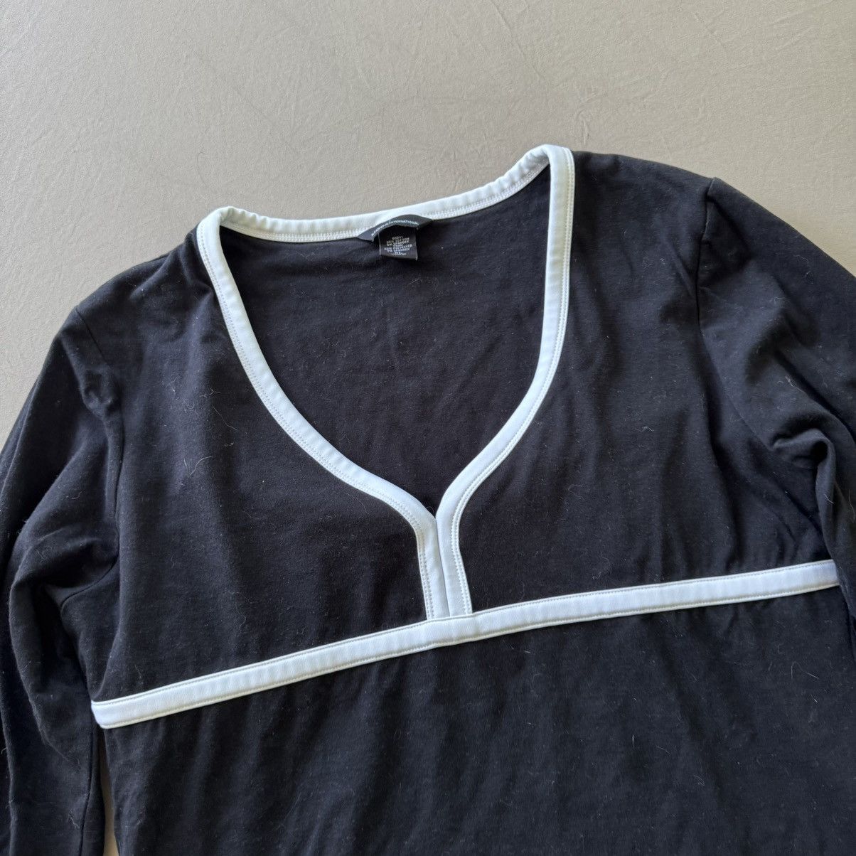 Other Moda International Piped V-Neck Top Size XL / US 12-14 / IT 48-50 - 2 Thumbnail