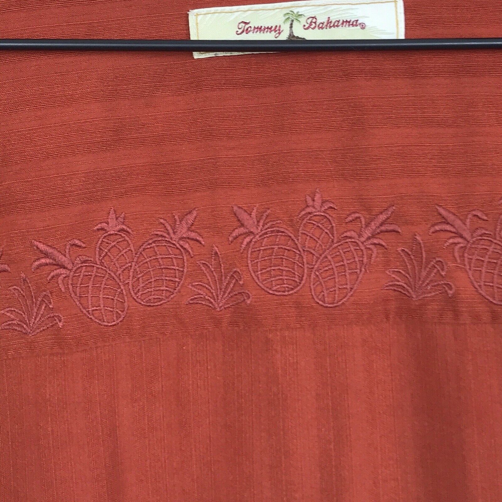 Tommy Bahama Tommy Bahama Silk Hawaiian Camp Shirt Red Jacquard Mens L Size US L / EU 52-54 / 3 - 4 Thumbnail