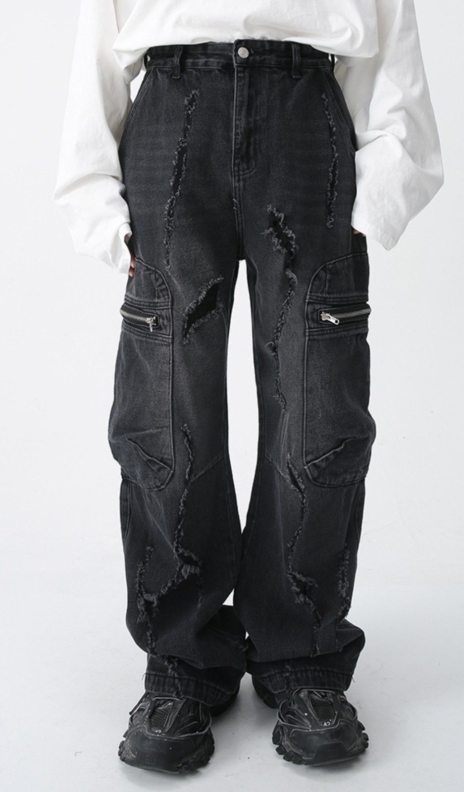 image of Distressed Denim Oversized Streetwear Harajuku Denim Pants in Black, Men's (Size 29)