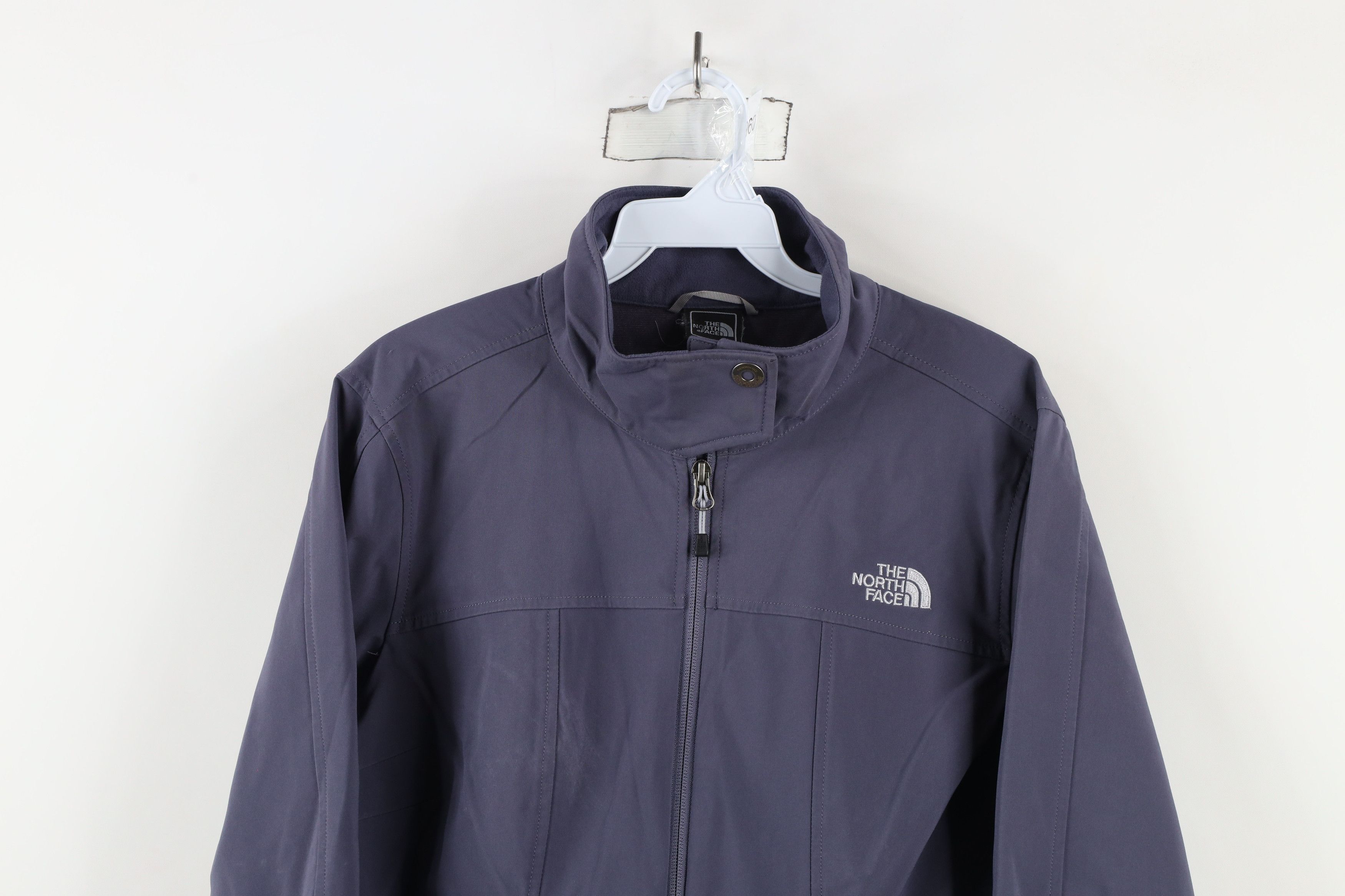 The North Face × Vintage Vintage The North Face Spell Out Soft Shell Jacket Gray Size L / US 10 / IT 46 - 2 Thumbnail