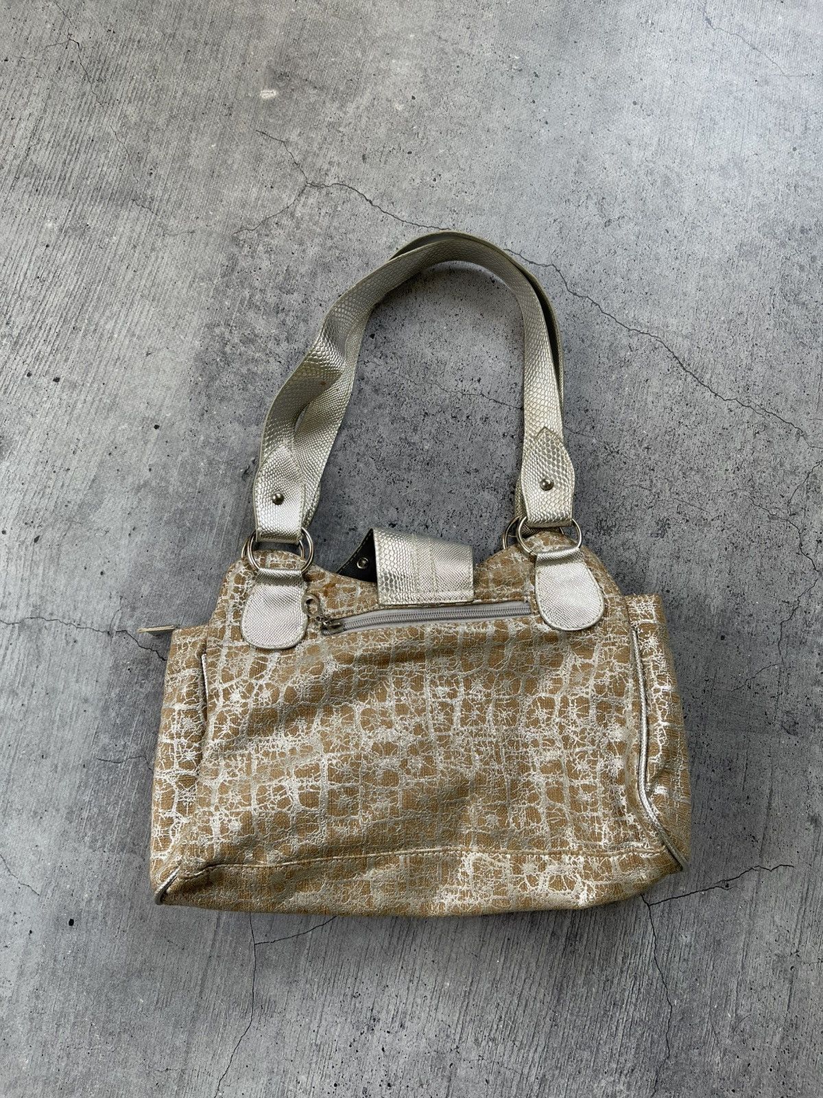 Guess Vintage Archival Rare Gold Guess STYLE Handbag Y2K Size ONE SIZE - 5 Thumbnail