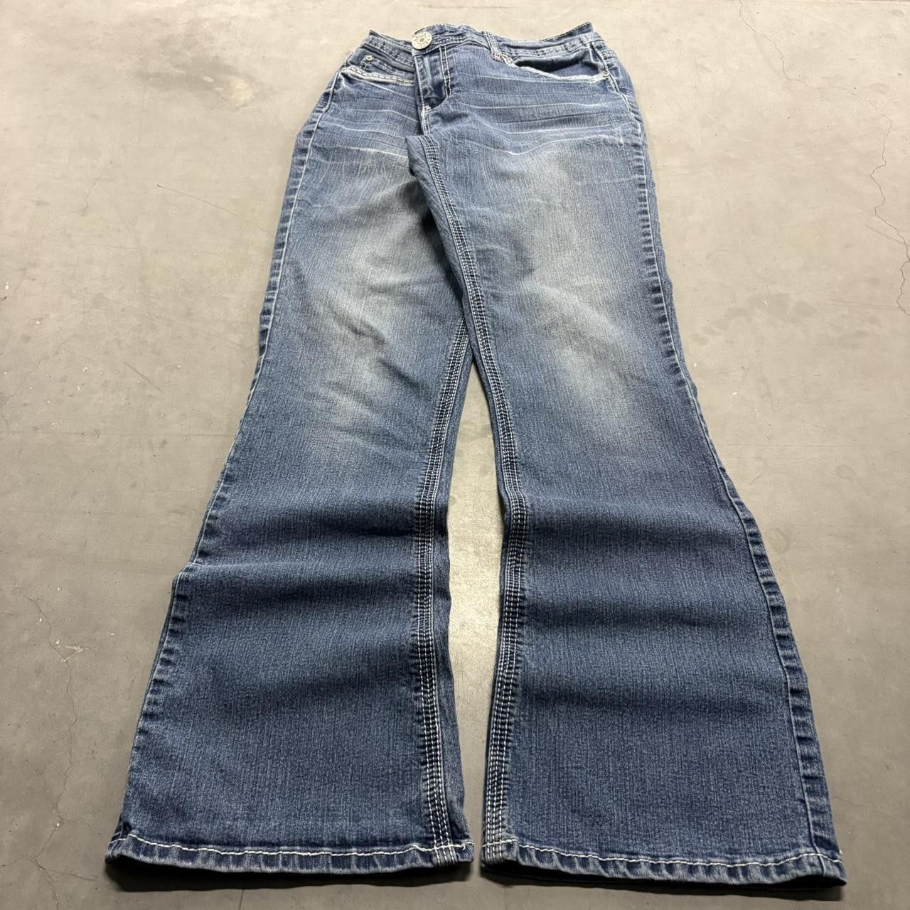 Vintage Crazy Vintage Y2K/2000s Baggy Flared Streetwear Essential Medium Blue wash Denim Jeans! Size US 34 / EU 50 - 1 Thumbnail