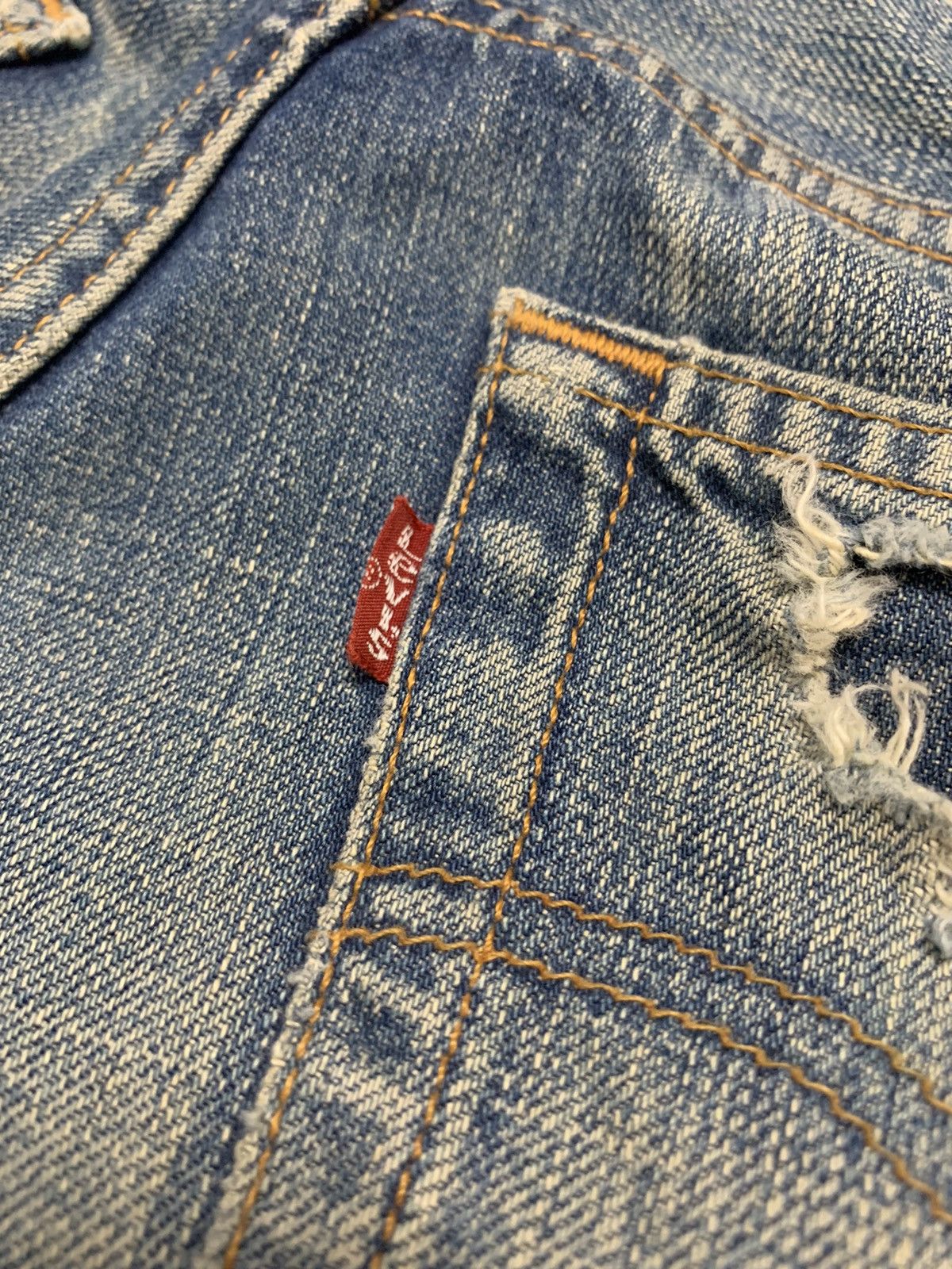 Levi's Vintage Levi's 501 Original Fit Jeans Medium Wash W30x30 Size US 30 / EU 46 - 15 Thumbnail