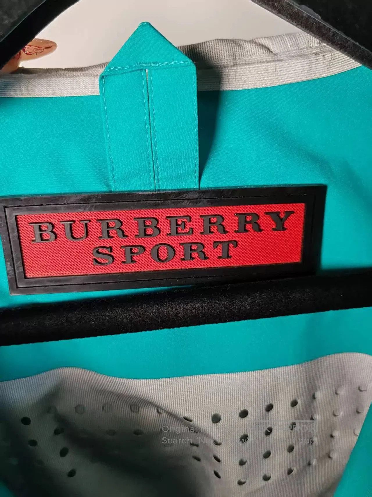 Burberry Burberry Lightweight Windbreaker Jacket. Size US M / EU 48-50 / 2 - 3 Thumbnail
