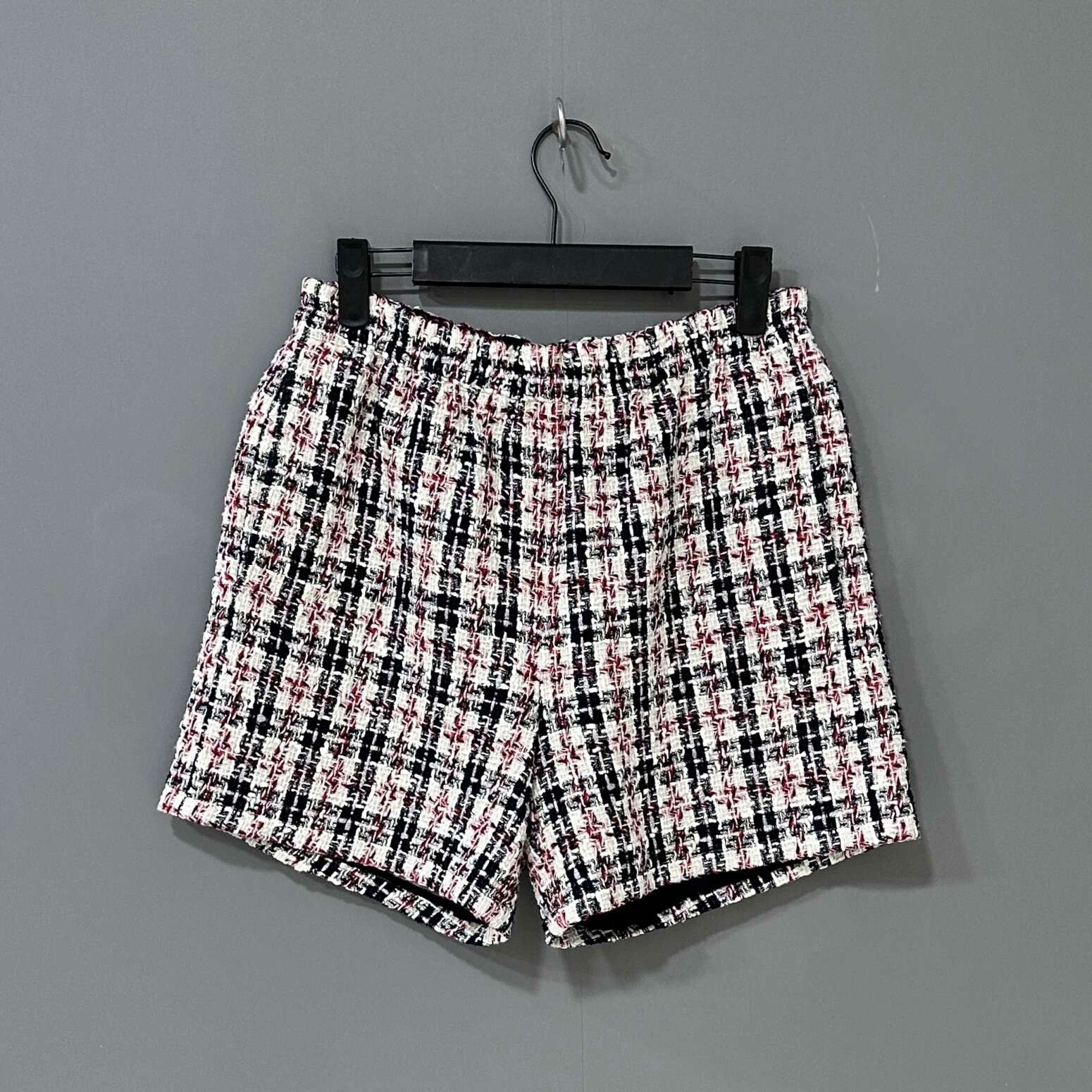 Chanel Gucci Woven Plaid Shorts Size 42" / US 20 - 1 Thumbnail
