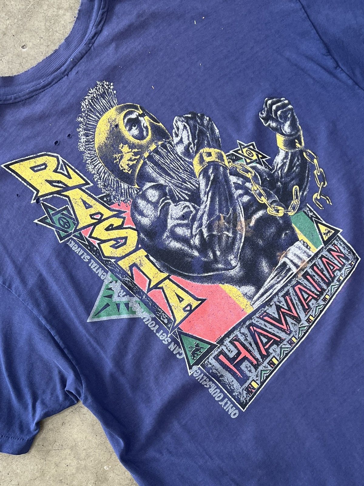 Vintage Vintage Hawaiian Strength Rasta Tee Distressed Large Size US L / EU 52-54 / 3 - 1 Thumbnail