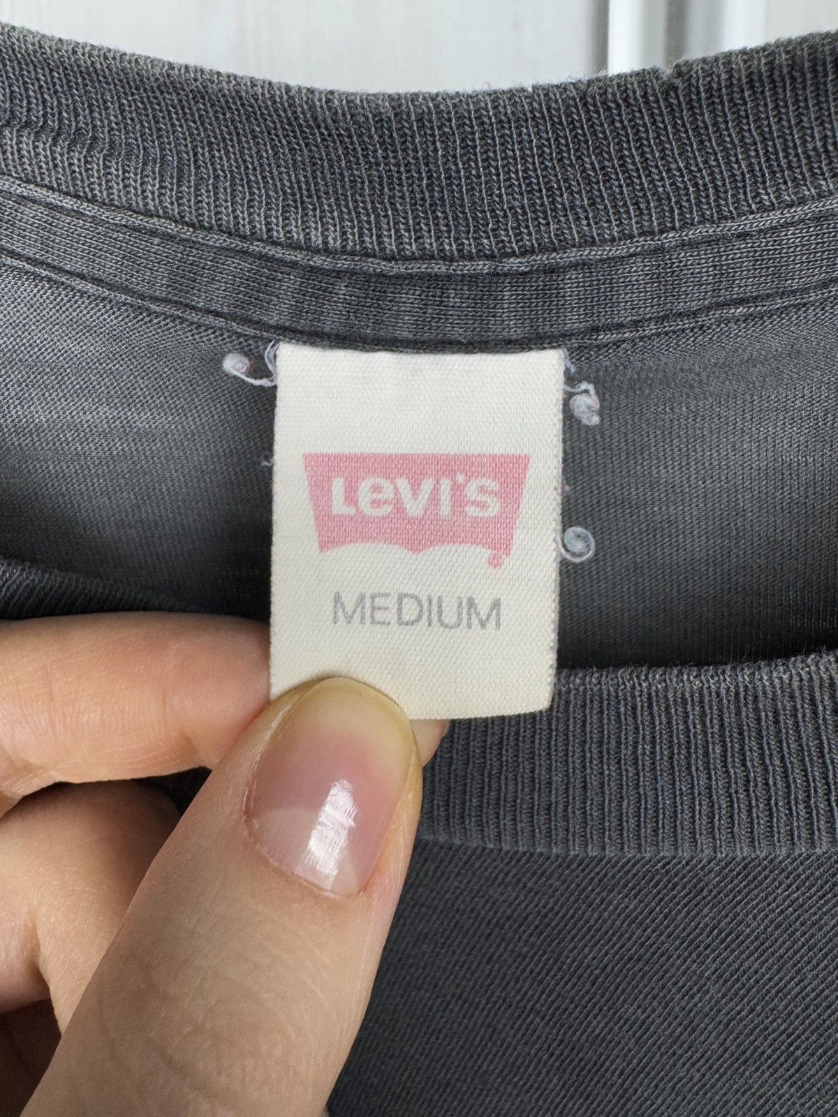 Levi's Vintage Clothing Levi's 90s Black Faded big logo Graphic Tee Shirt Size US M / EU 48-50 / 2 - 12 Thumbnail
