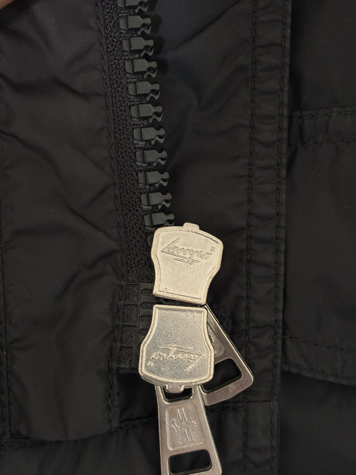 Moncler Nylon aix giubbotto Moncler jacket Size US XL / EU 56 / 4 - 6 Thumbnail