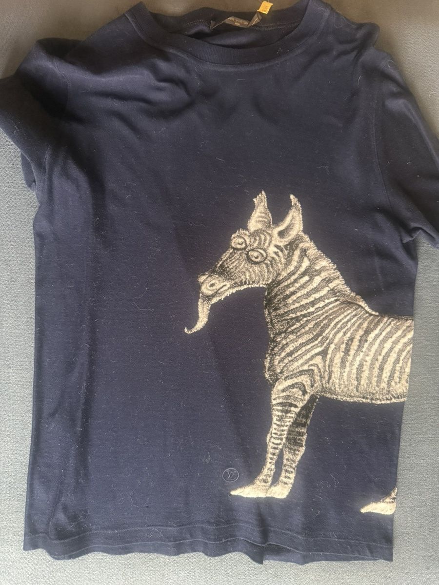 Louis Vuitton Louis Vuitton Zebra Graphic T-Shirt Size US S / EU 44-46 / 1 - 1 Thumbnail