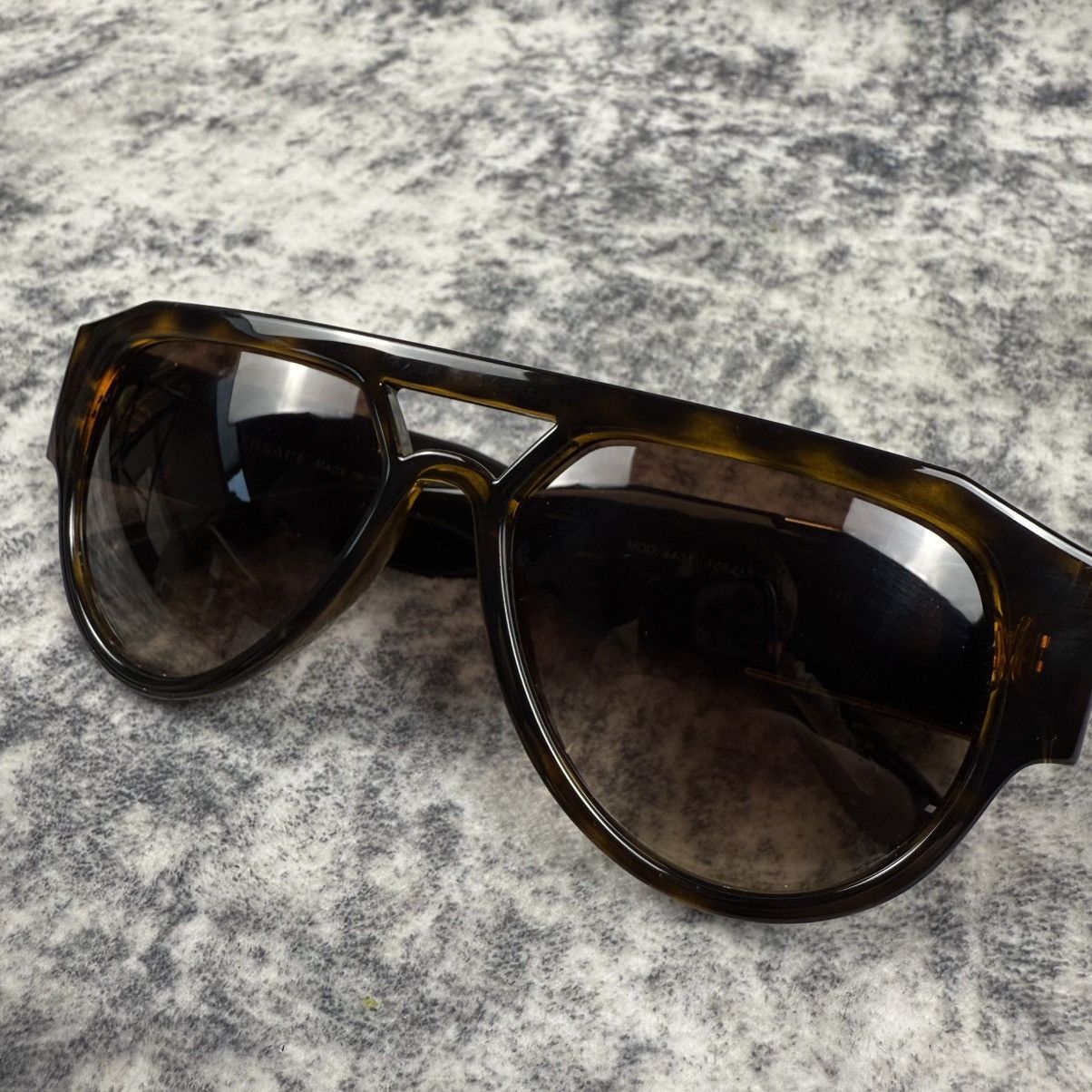 Versace Versace Medusa Head Tortoiseshell Sunglasses Size ONE SIZE - 4 Thumbnail